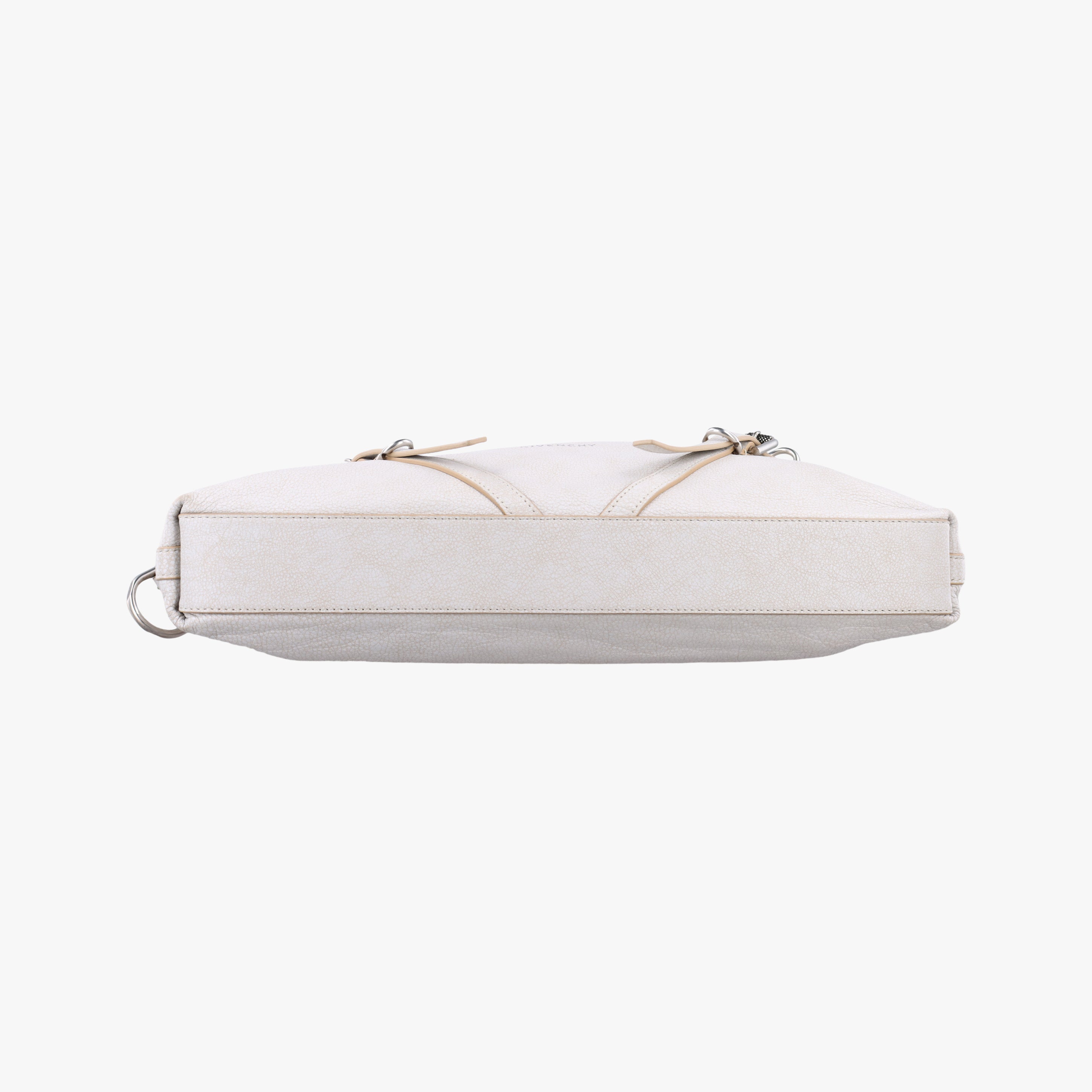 Vintage Givenchy Voyou Medium White Leather  shoulderbag | stylenewstar