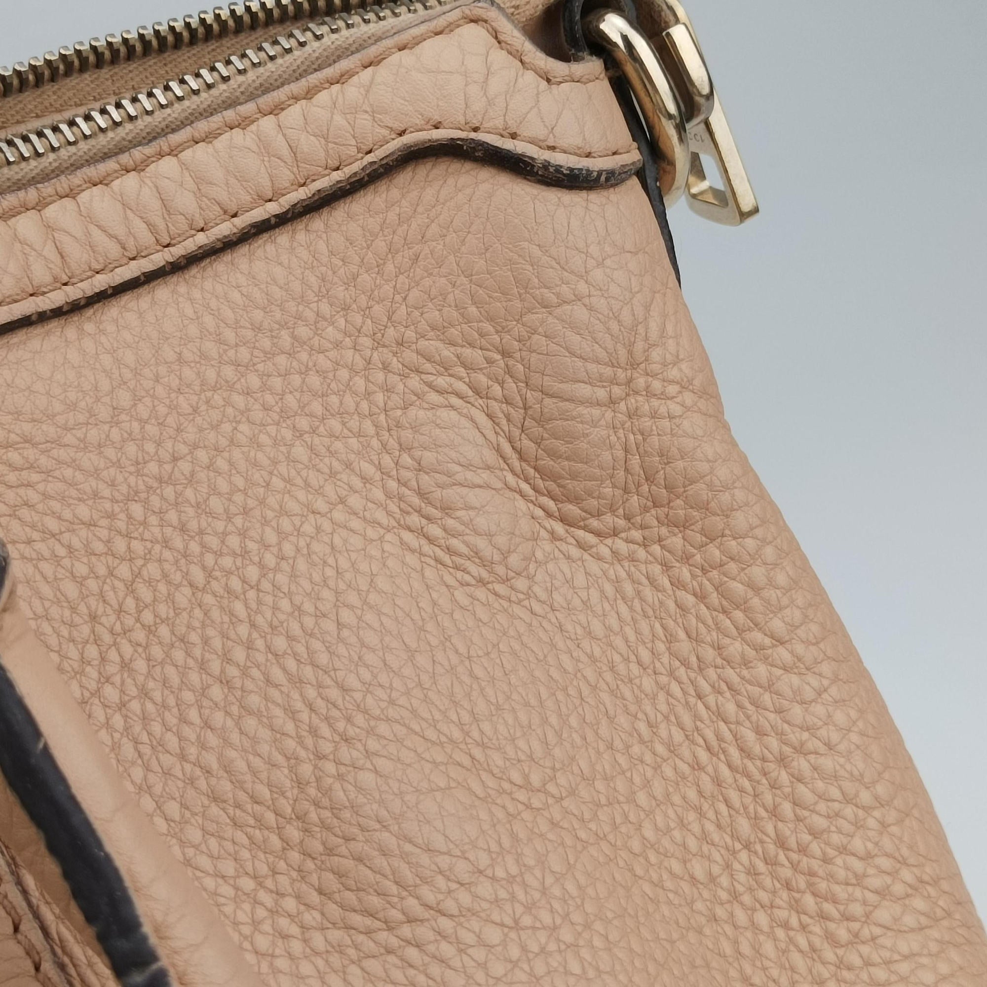 Pre-owned Gucci Vintage Web Beige x khaki Leather 257341 shoulderbag | stylenewstar