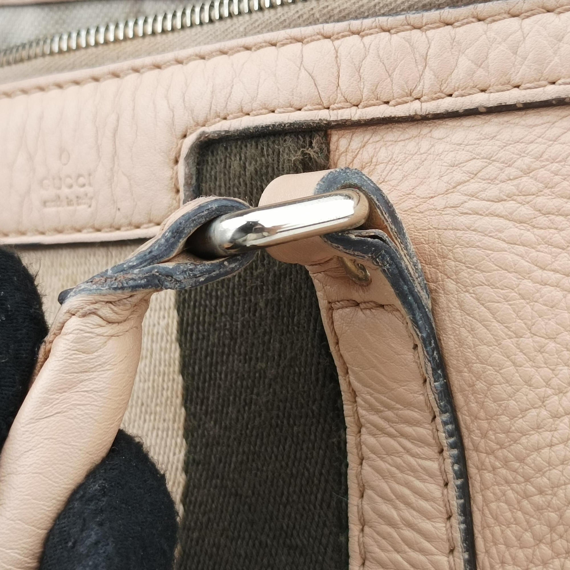 Pre-owned Gucci Vintage Web Beige x khaki Leather 257341 shoulderbag | stylenewstar