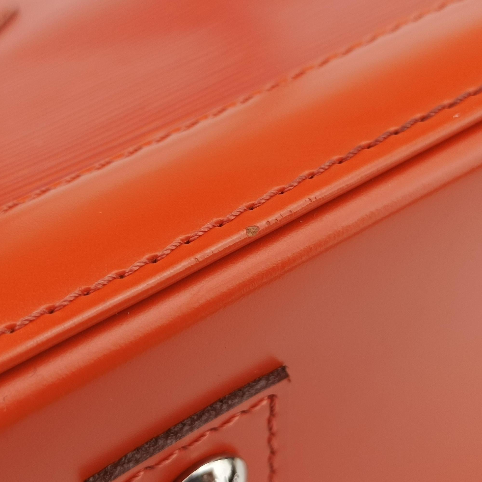 Vintage Louis Vuitton Alma BB PIMENT Epi M40854 shoulderbag | stylenewstar