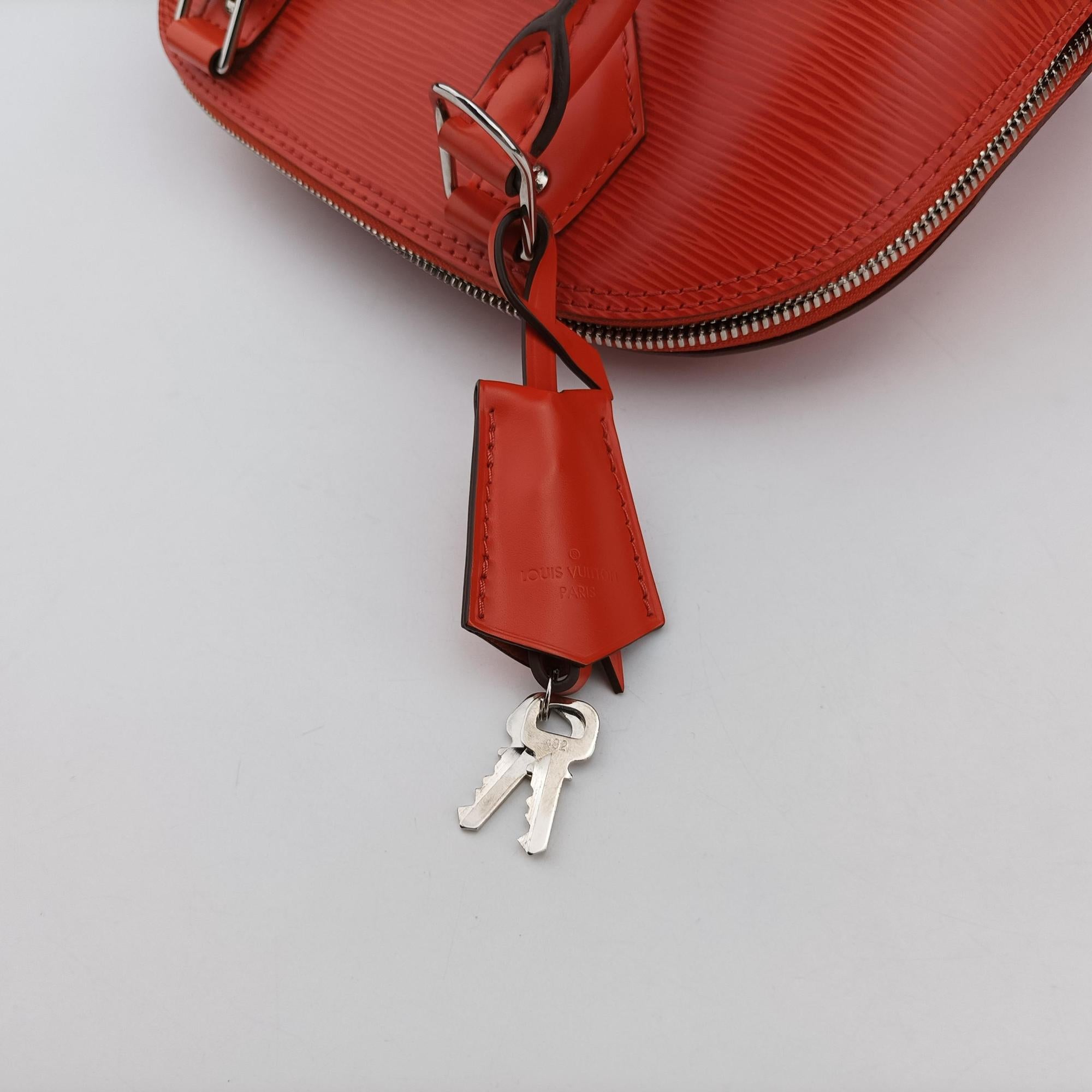 Vintage Louis Vuitton Alma BB PIMENT Epi M40854 shoulderbag | stylenewstar