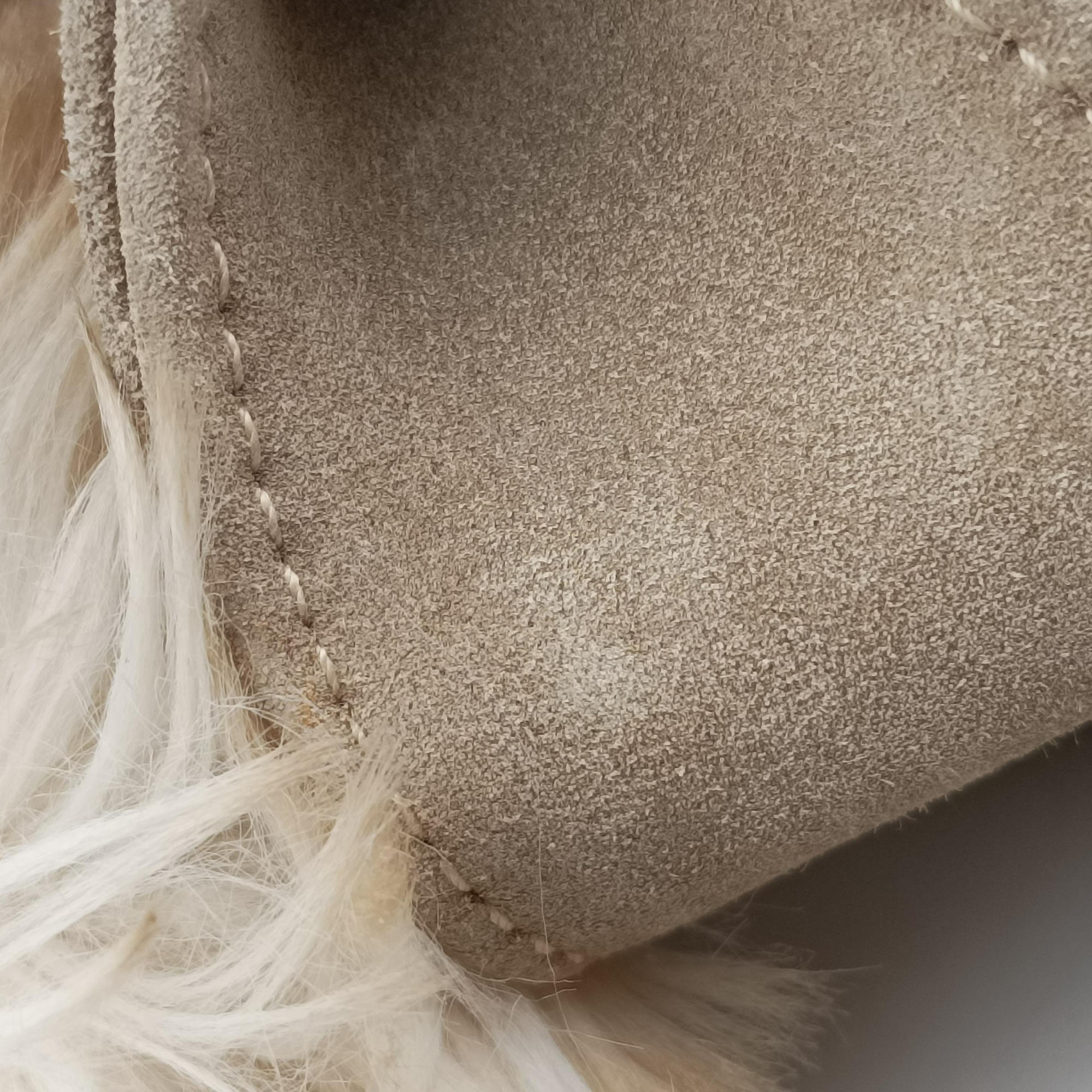 Pre-owned Prada Canapa Ecolapin Beige fur  handbag | stylenewstar