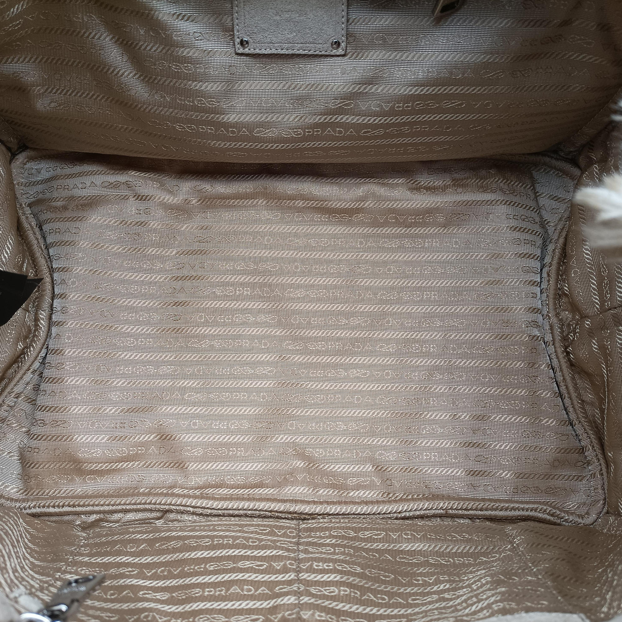 Pre-owned Prada Canapa Ecolapin Beige fur  handbag | stylenewstar