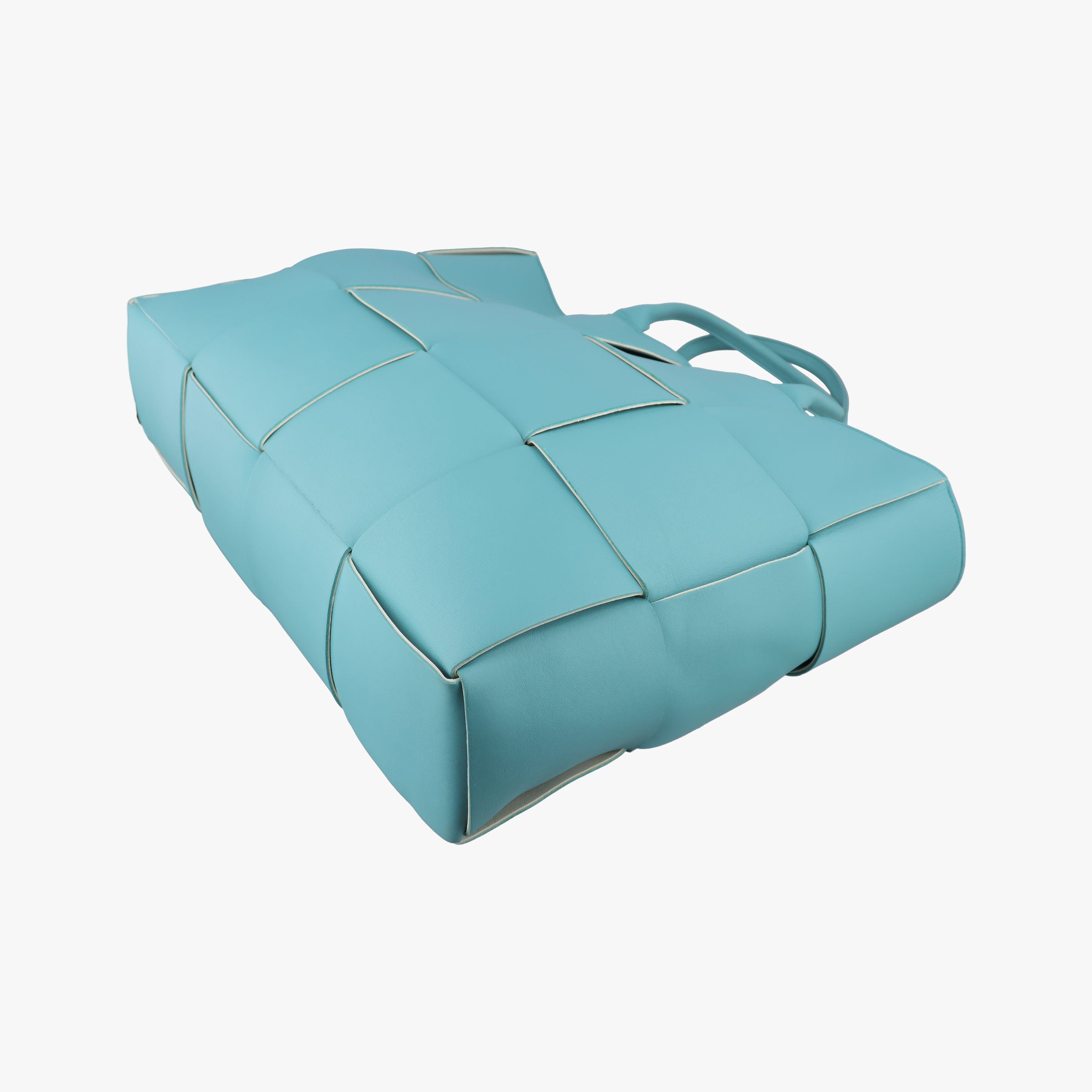 Secondhand Bottega Veneta THE ARCO Tote Blue lambskin  handbag | stylenewstar