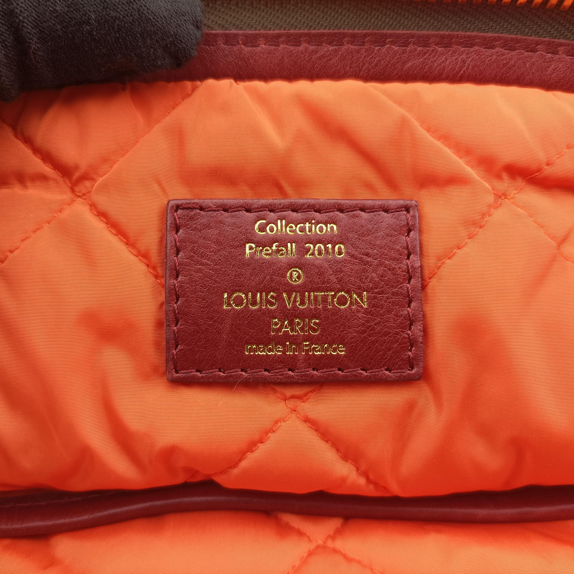 Pre-owned Louis Vuitton 2010 Collection Aviator Gray×Red×Brown Canvas ×Leather M40385 shoulderbag | stylenewstar