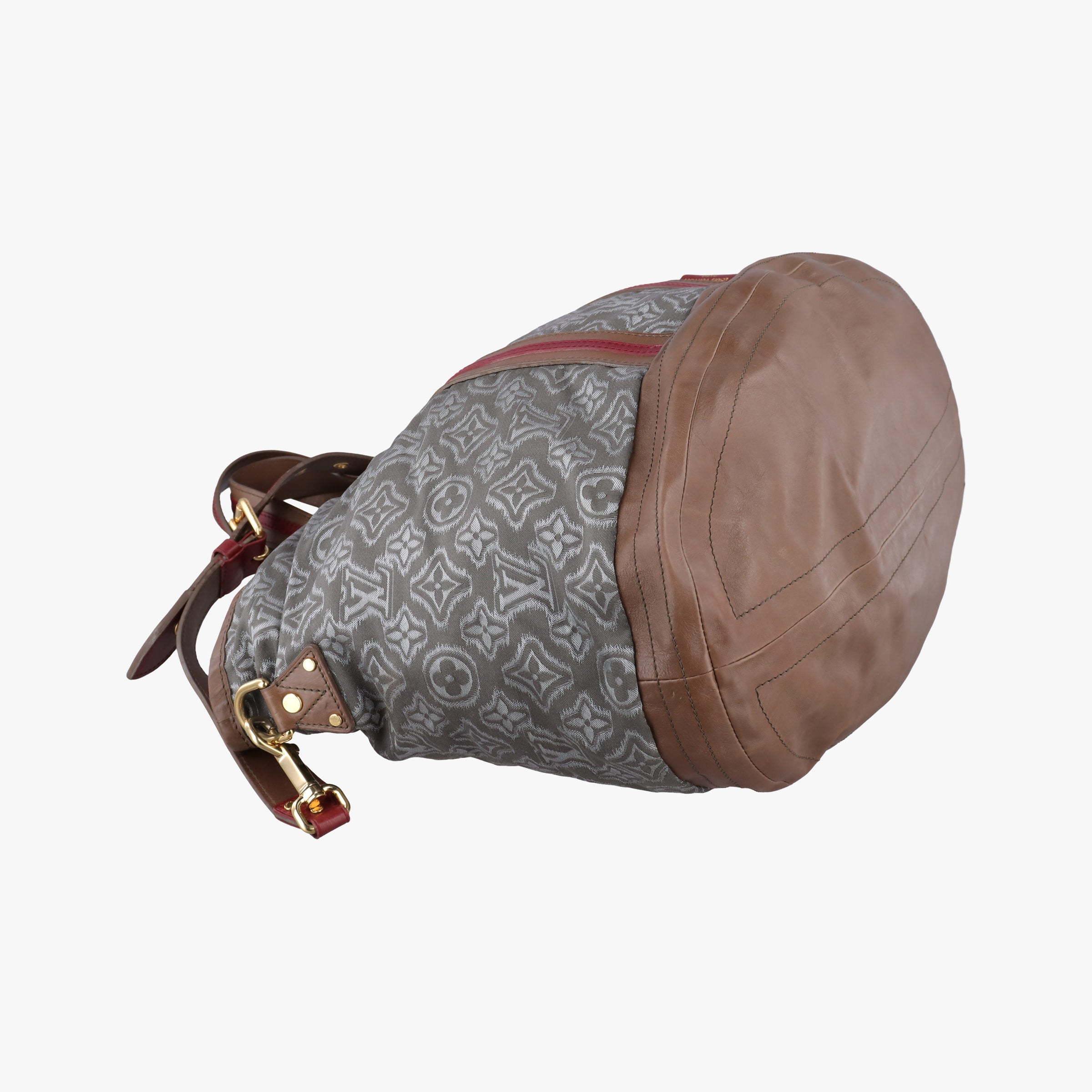 Pre-owned Louis Vuitton 2010 Collection Aviator Gray×Red×Brown Canvas ×Leather M40385 shoulderbag | stylenewstar
