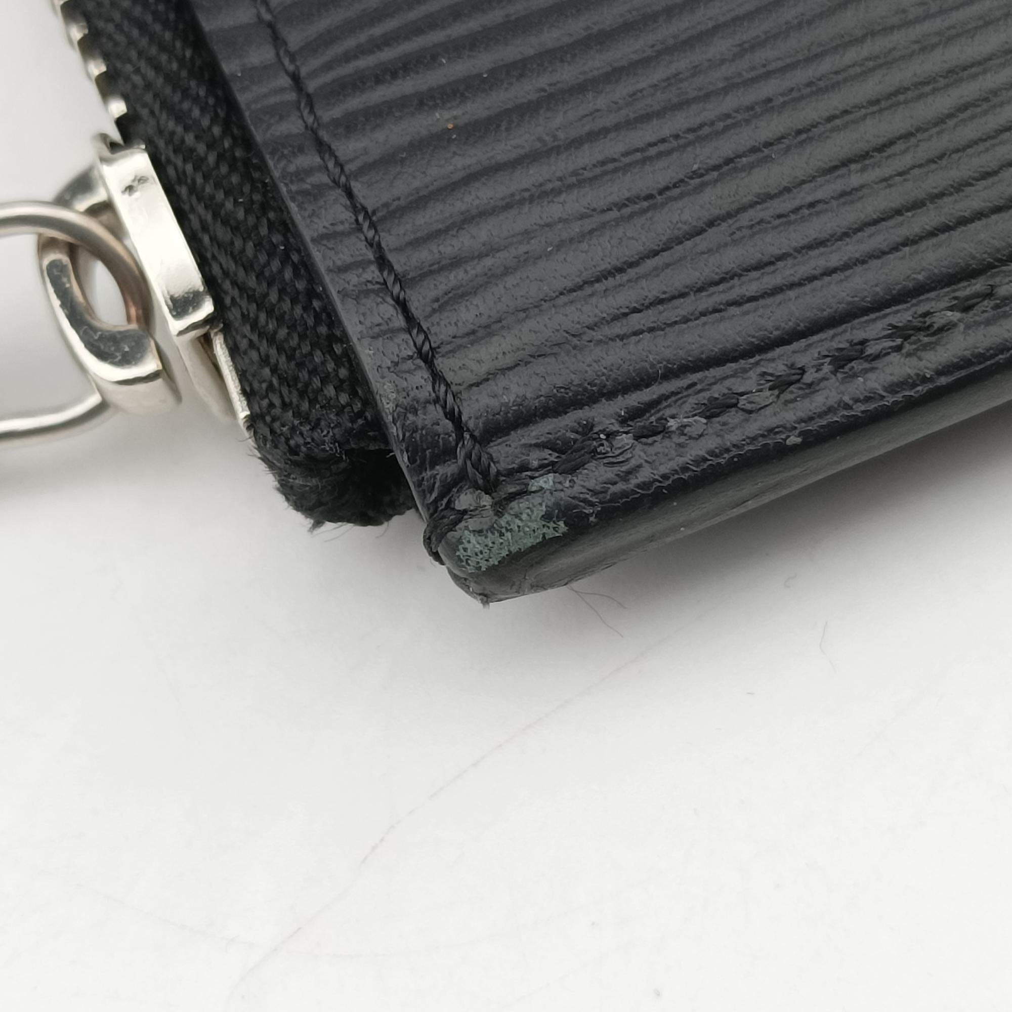 Pre-owned Louis Vuitton Pochette Jour GM Supreme Collaboration Noir epi M67754 clutchbag | stylenewstar