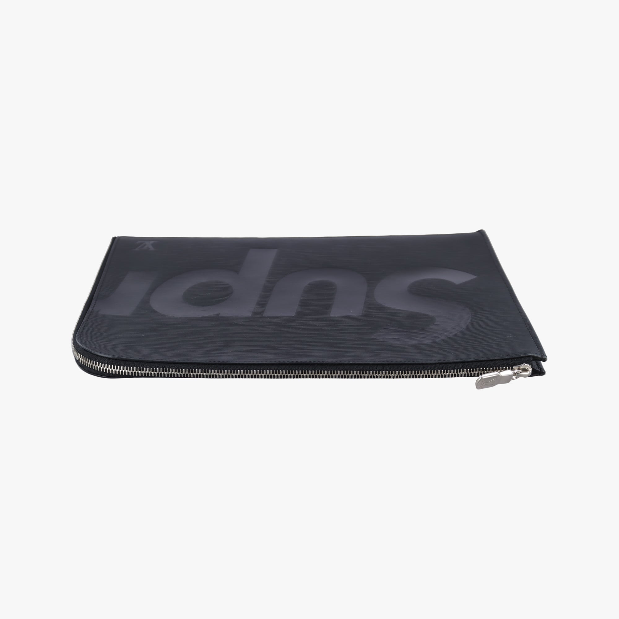 Pre-owned Louis Vuitton Pochette Jour GM Supreme Collaboration Noir epi M67754 clutchbag | stylenewstar