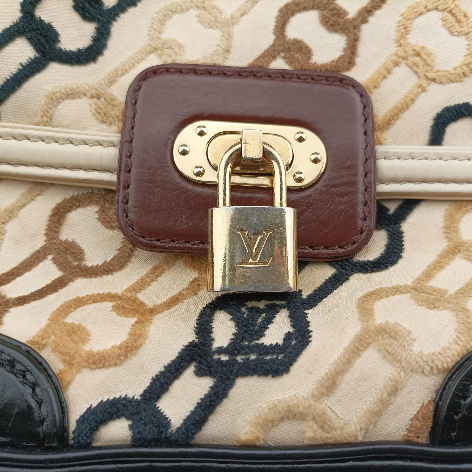 Pre-owned Louis Vuitton Dolly Black x White x Multicolor Cotton ×Velvet x Leather M95194 shoulderbag | stylenewstar