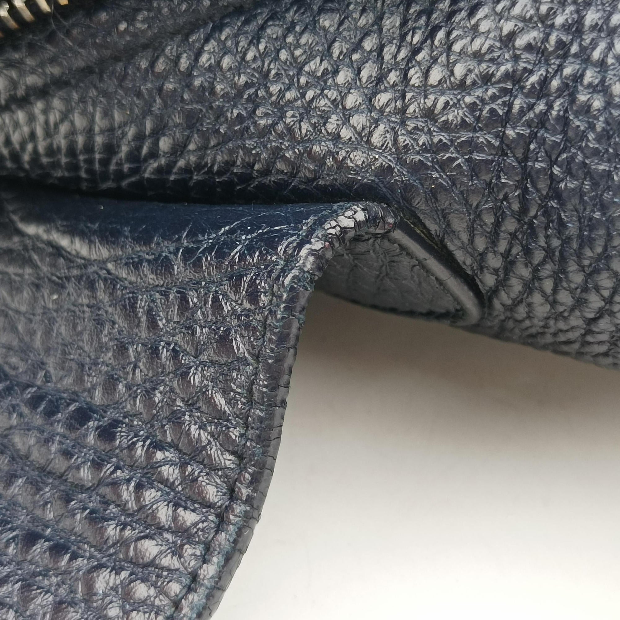 Pre-owned Ferragamo Fanisa hobo Blue leather  handbag | stylenewstar