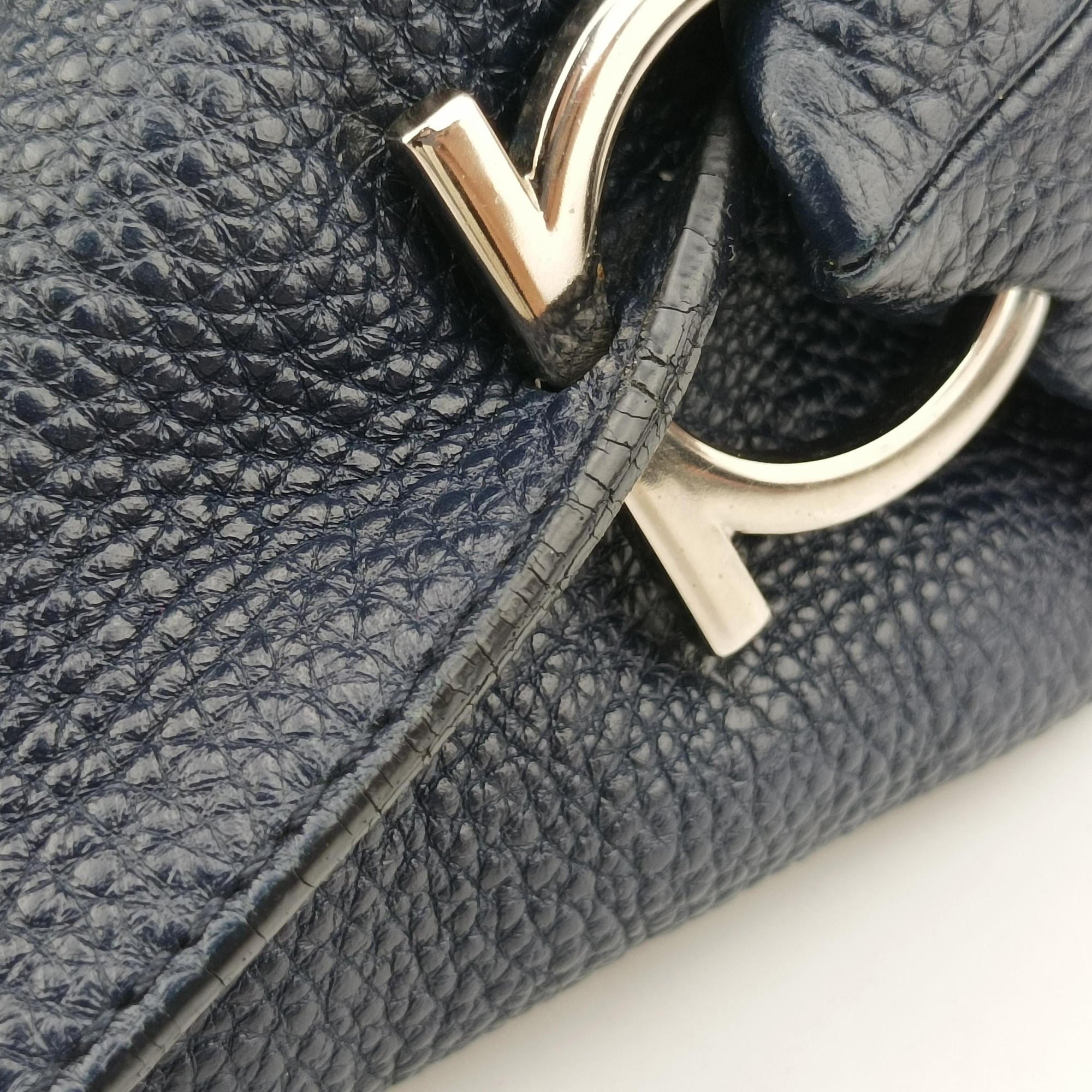 Pre-owned Ferragamo Fanisa hobo Blue leather  handbag | stylenewstar