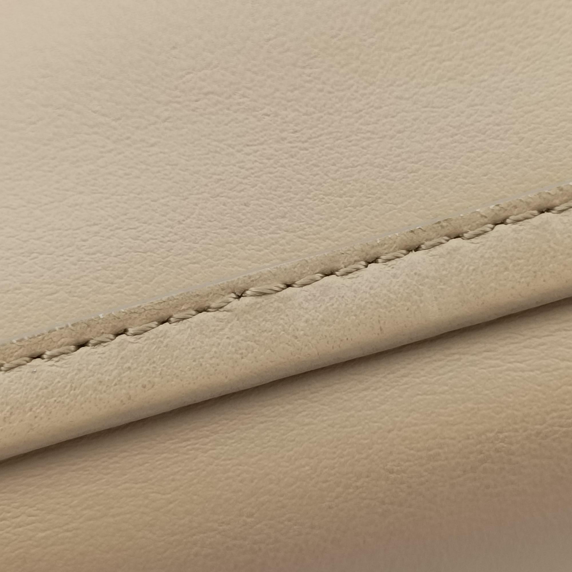 Pre-owned Fendi Cam Camera case Beige Leather 8BT287 shoulderbag | stylenewstar