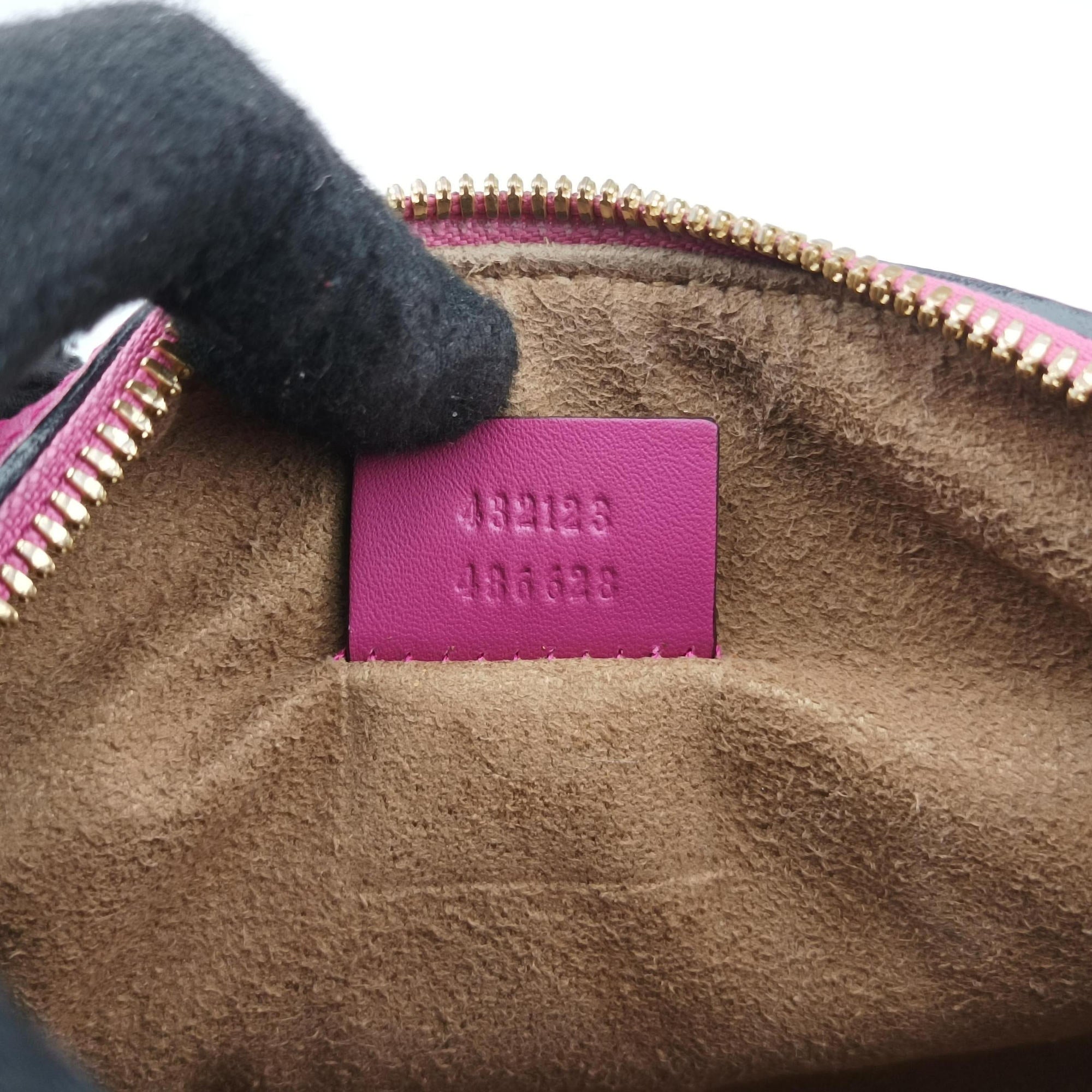 Secondhand Gucci GG SUPREME Beige x Red x Pink PVC coated canvas×leather 432123 shoulderbag | stylenewstar