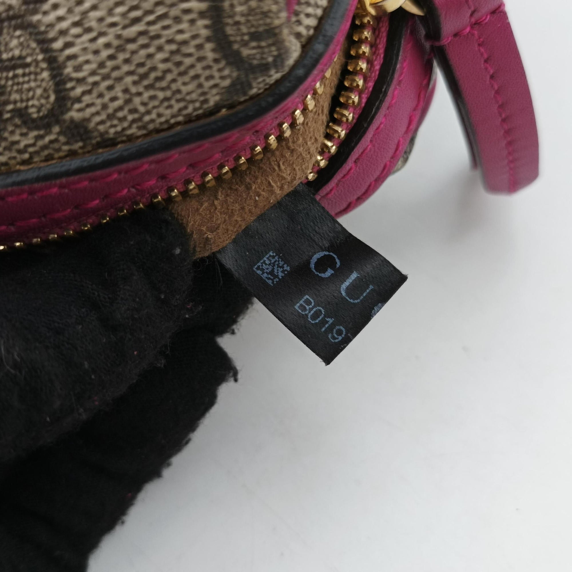 Secondhand Gucci GG SUPREME Beige x Red x Pink PVC coated canvas×leather 432123 shoulderbag | stylenewstar