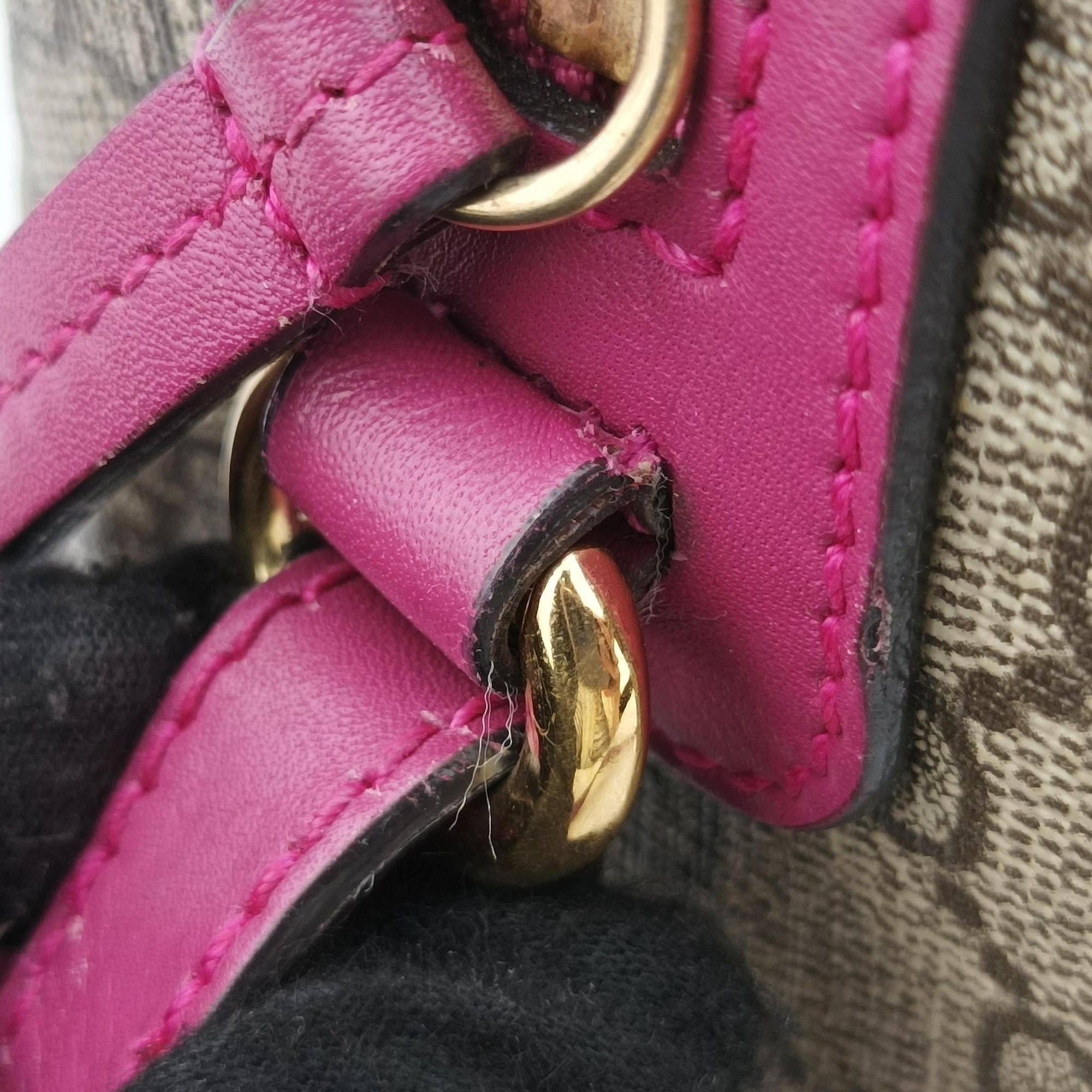 Secondhand Gucci GG SUPREME Beige x Red x Pink PVC coated canvas×leather 432123 shoulderbag | stylenewstar