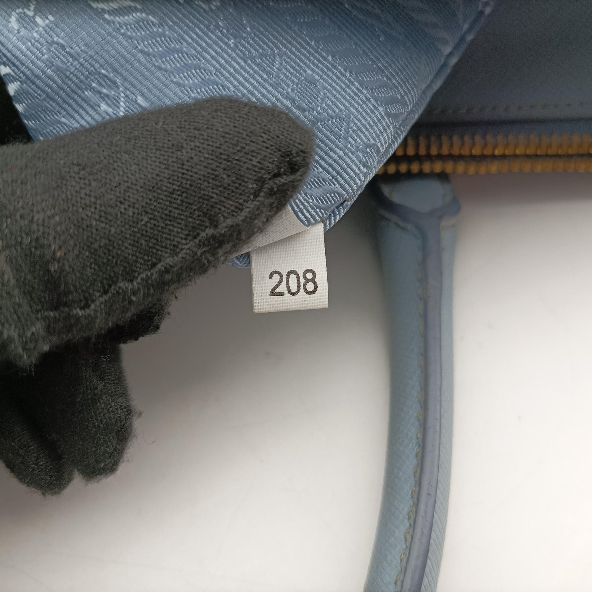 Vintage Prada Galleria Blue SAFFIANO Leather BN1801 shoulderbag | stylenewstar