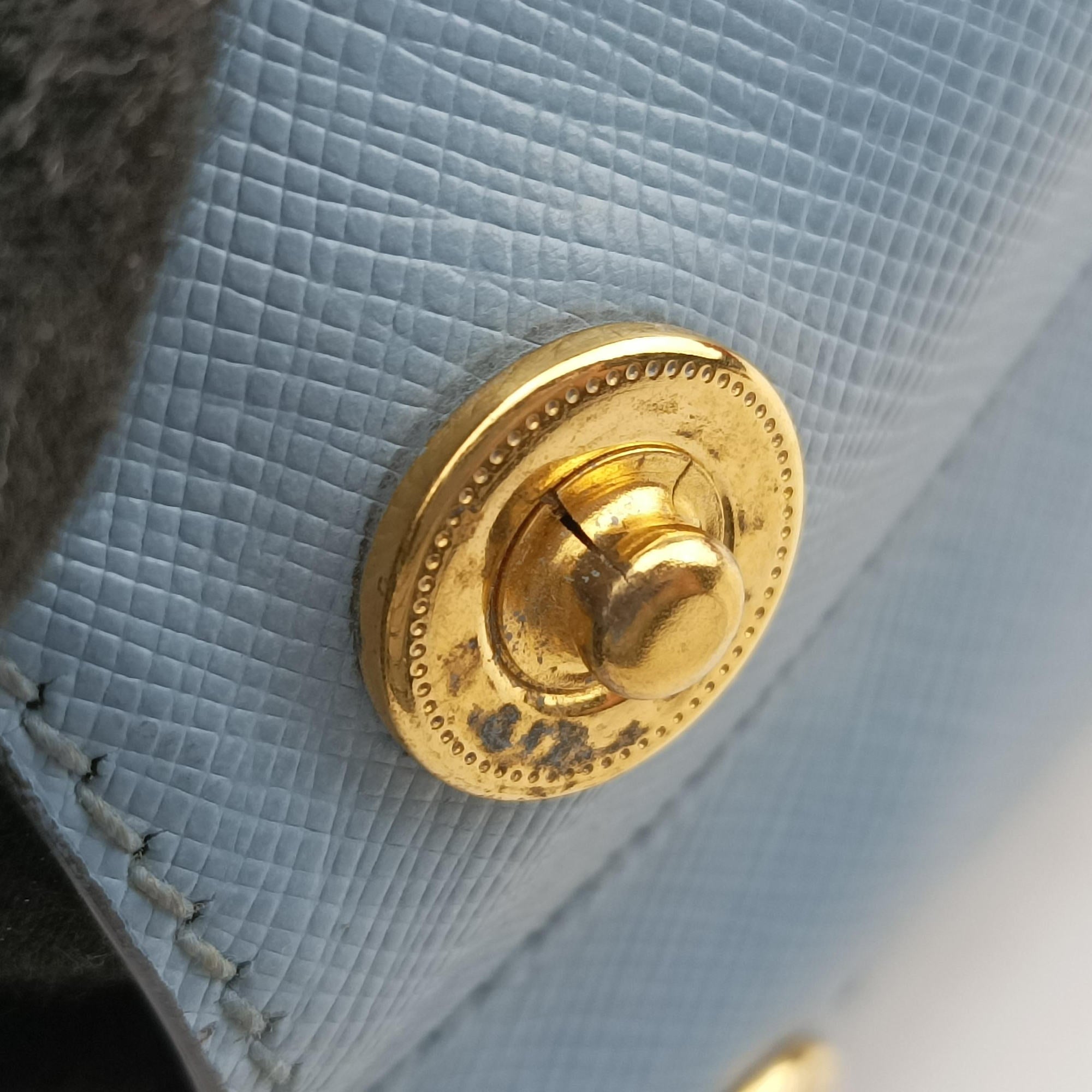 Vintage Prada Galleria Blue SAFFIANO Leather BN1801 shoulderbag | stylenewstar