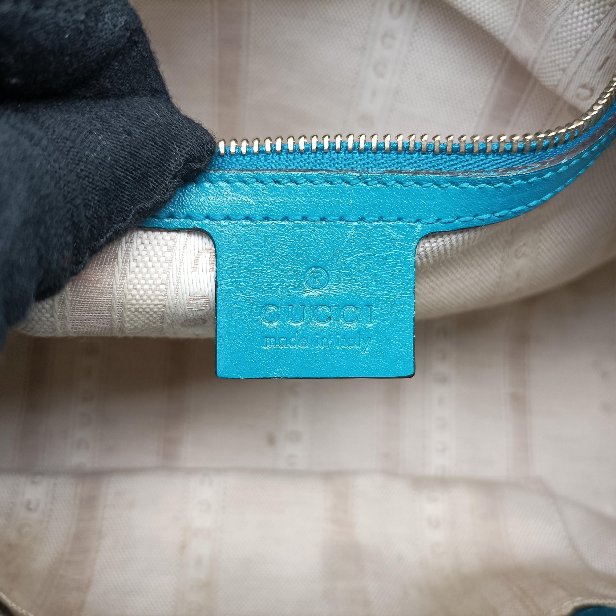Secondhand Gucci Bright Diamante Blue Leather 354224 shoulderbag | stylenewstar