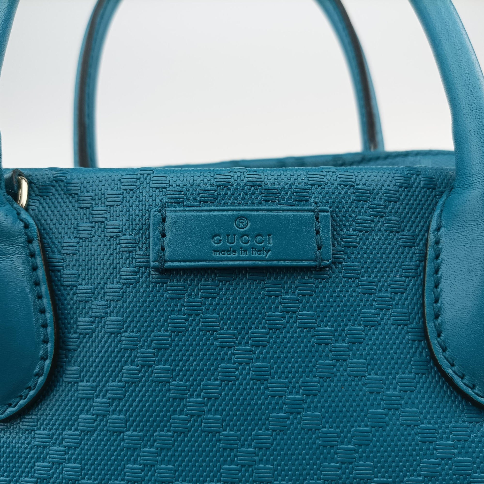Secondhand Gucci Bright Diamante Blue Leather 354224 shoulderbag | stylenewstar