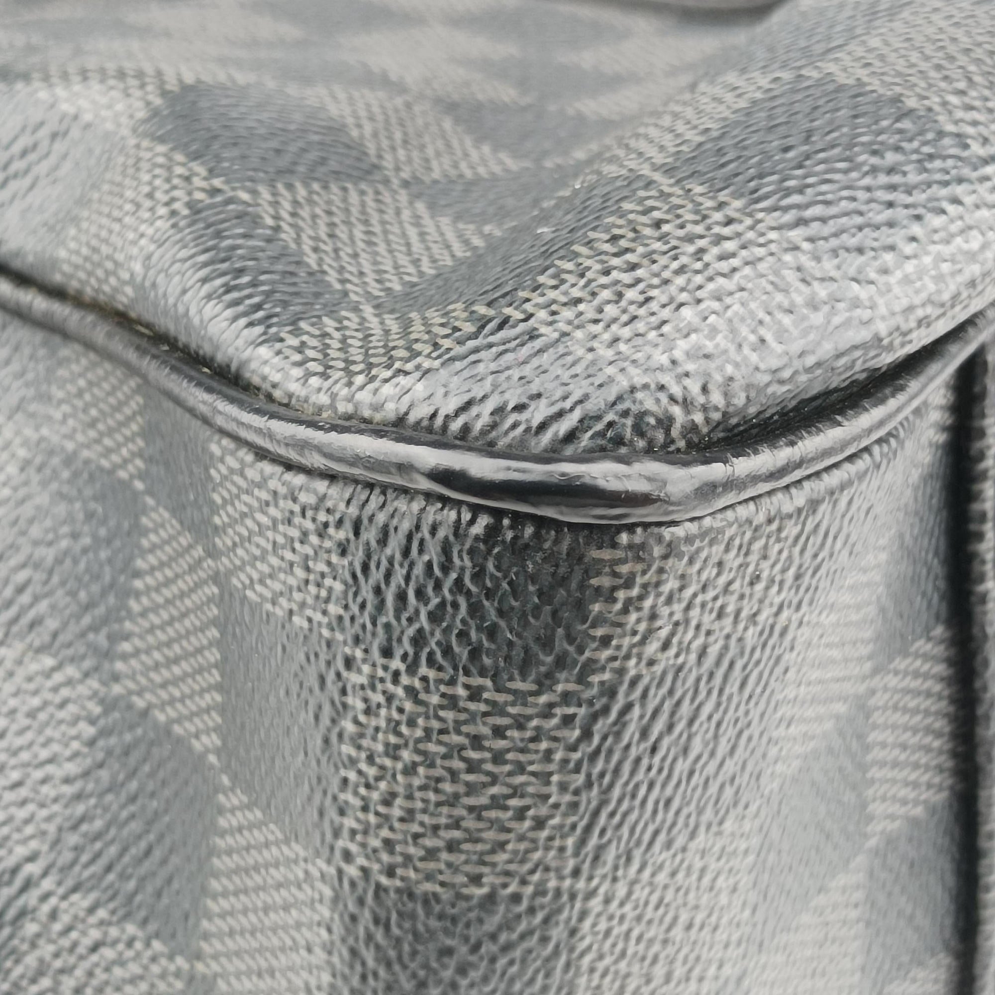 Pre-owned Louis Vuitton Tadao Noir Damier Graphite N51192 handbag | stylenewstar