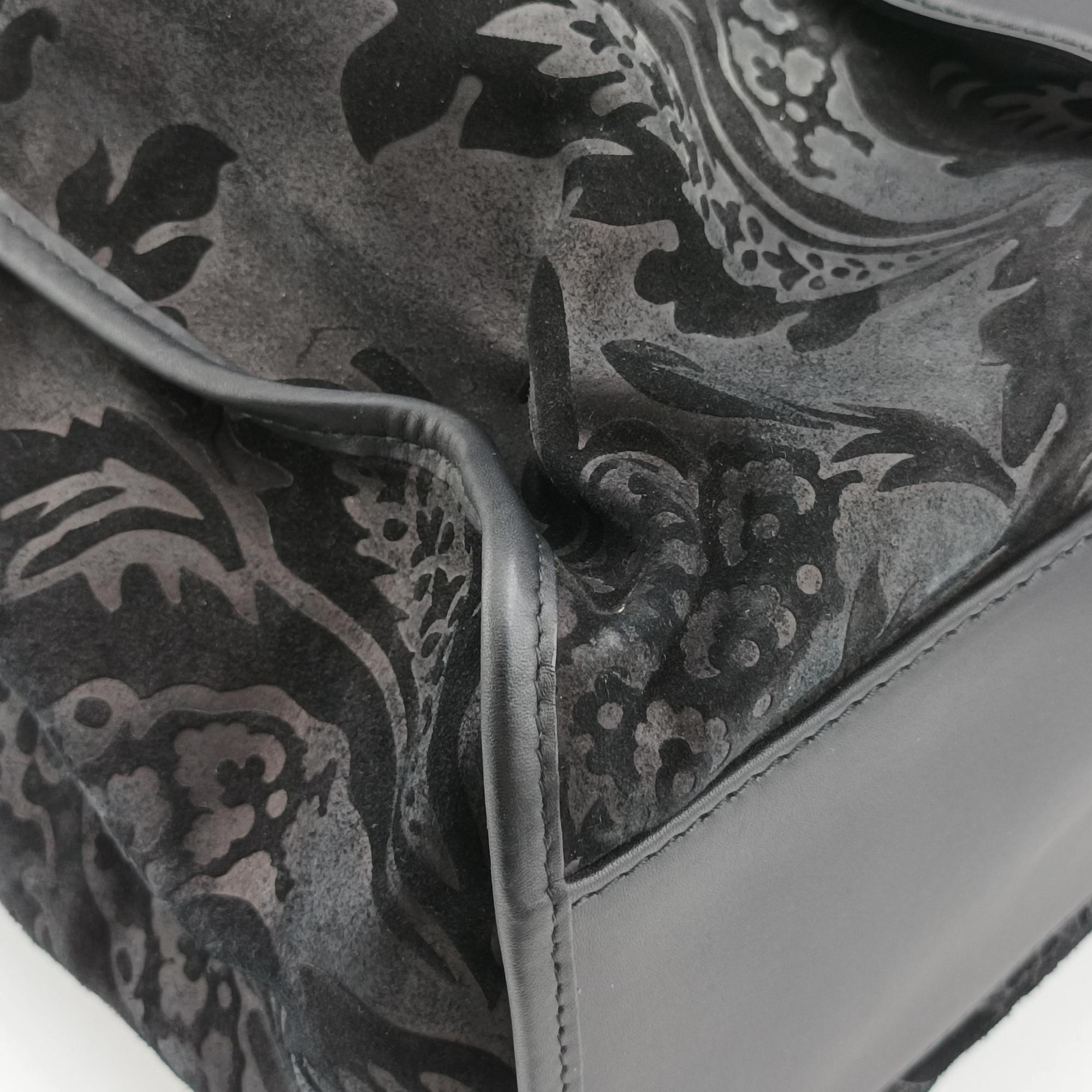Pre-owned Gucci Brocade Soft Stirrup Tote Black velour 296856 shoulderbag | stylenewstar