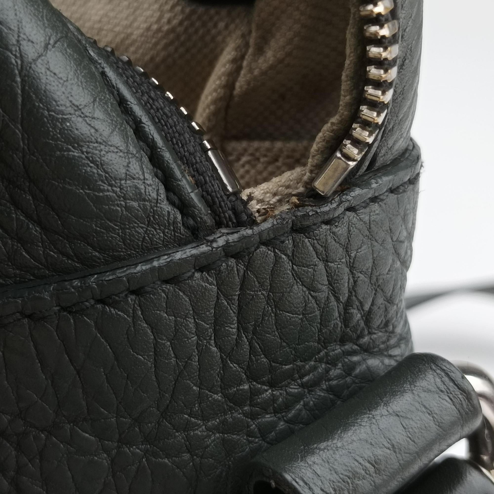 Pre-owned Gucci Interlocking G Logo Soho Messenger Grey Leather 337084 shoulderbag | stylenewstar