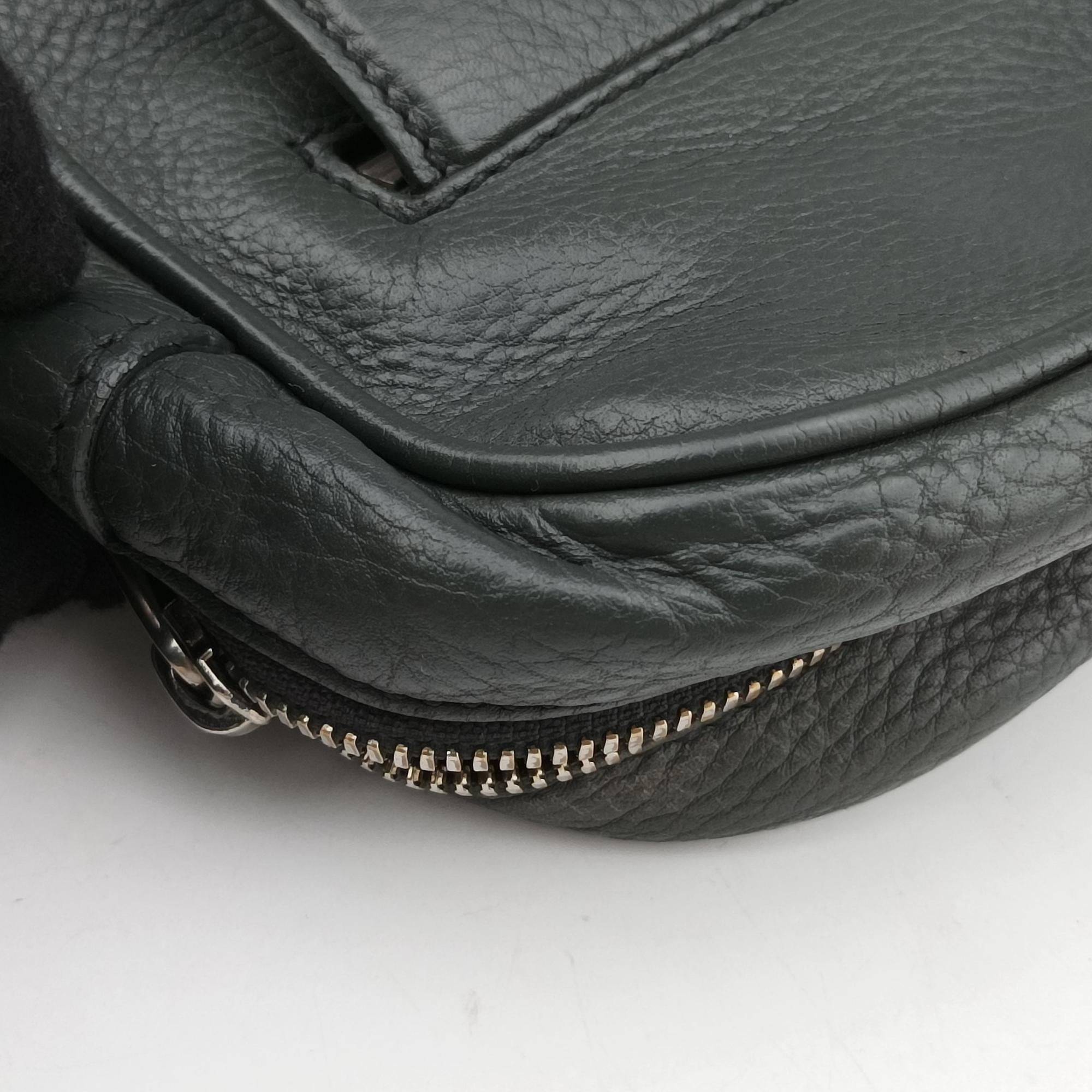 Pre-owned Gucci Interlocking G Logo Soho Messenger Grey Leather 337084 shoulderbag | stylenewstar