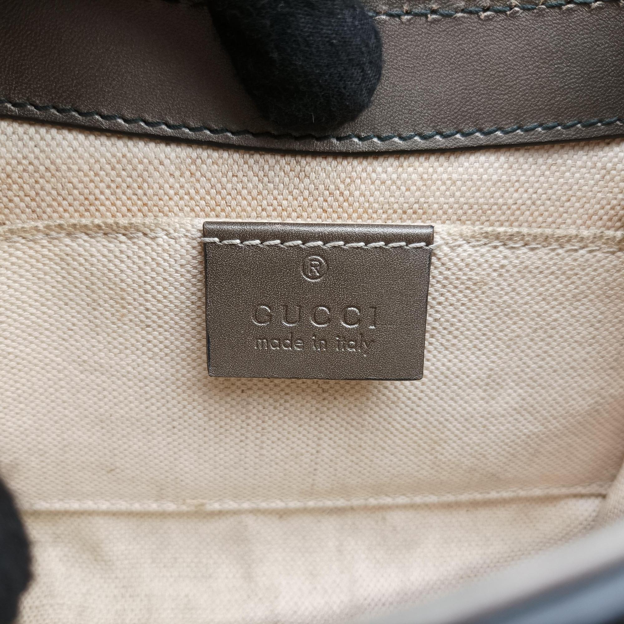 Pre-owned Gucci Emily Golden Leather 369622 shoulderbag | stylenewstar