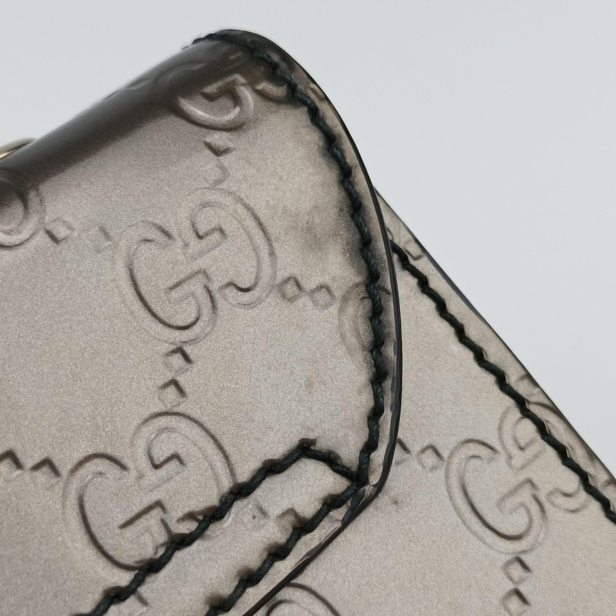 Pre-owned Gucci Emily Golden Leather 369622 shoulderbag | stylenewstar