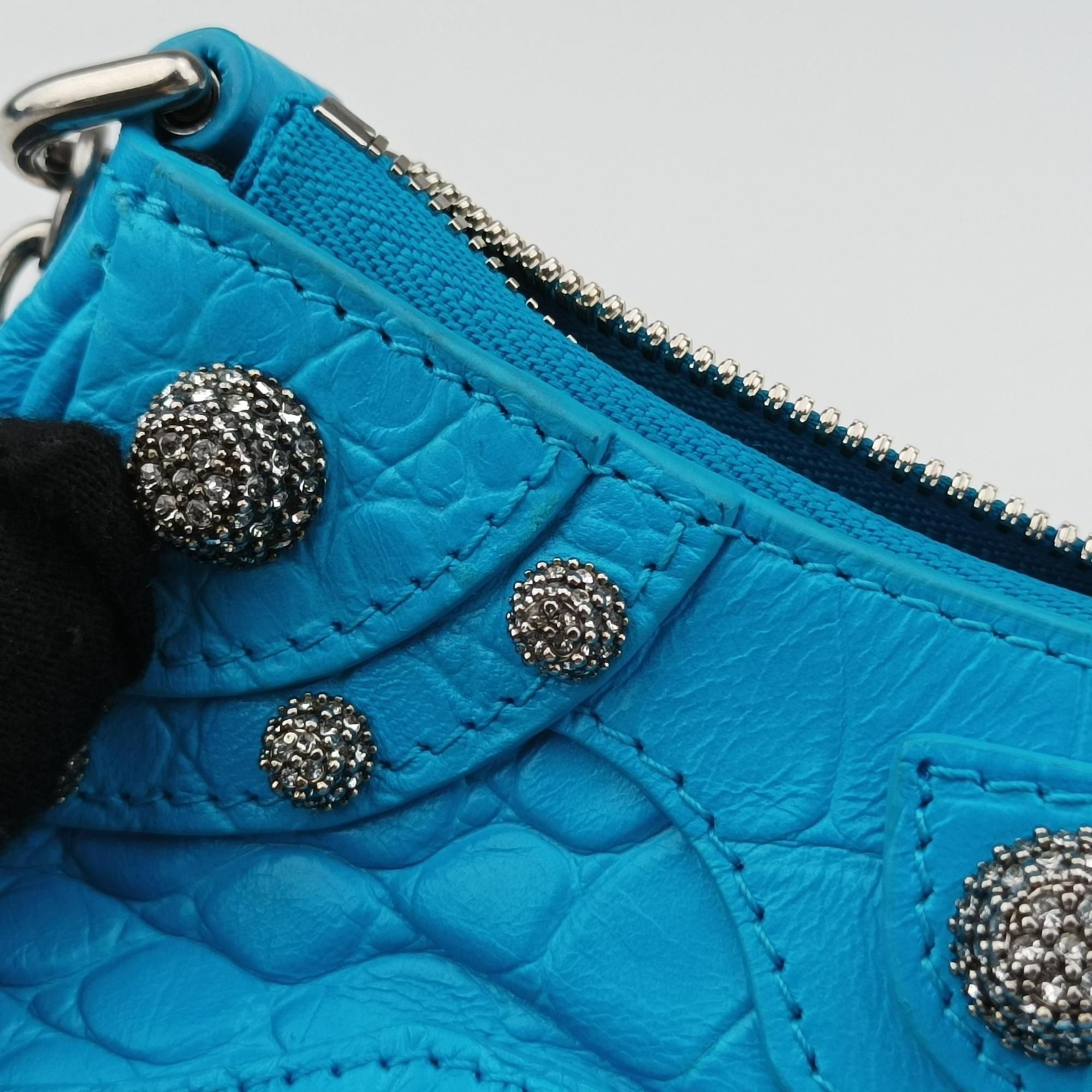 Pre-owned Balenciaga Le Cagole Blue Leather  shoulderbag | stylenewstar