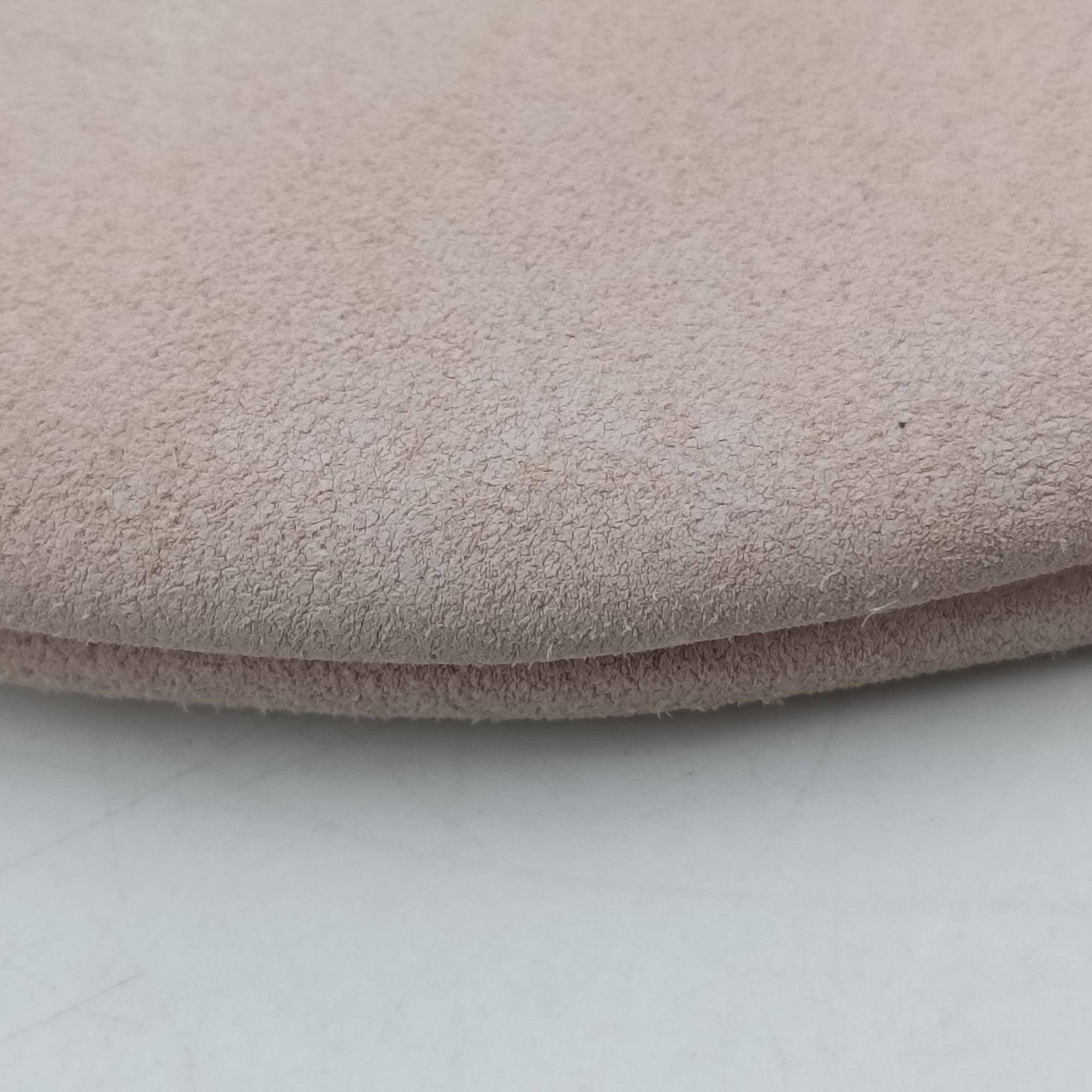 Pre-owned Bottega Veneta Turn Pouch Pink suede  shoulderbag | stylenewstar
