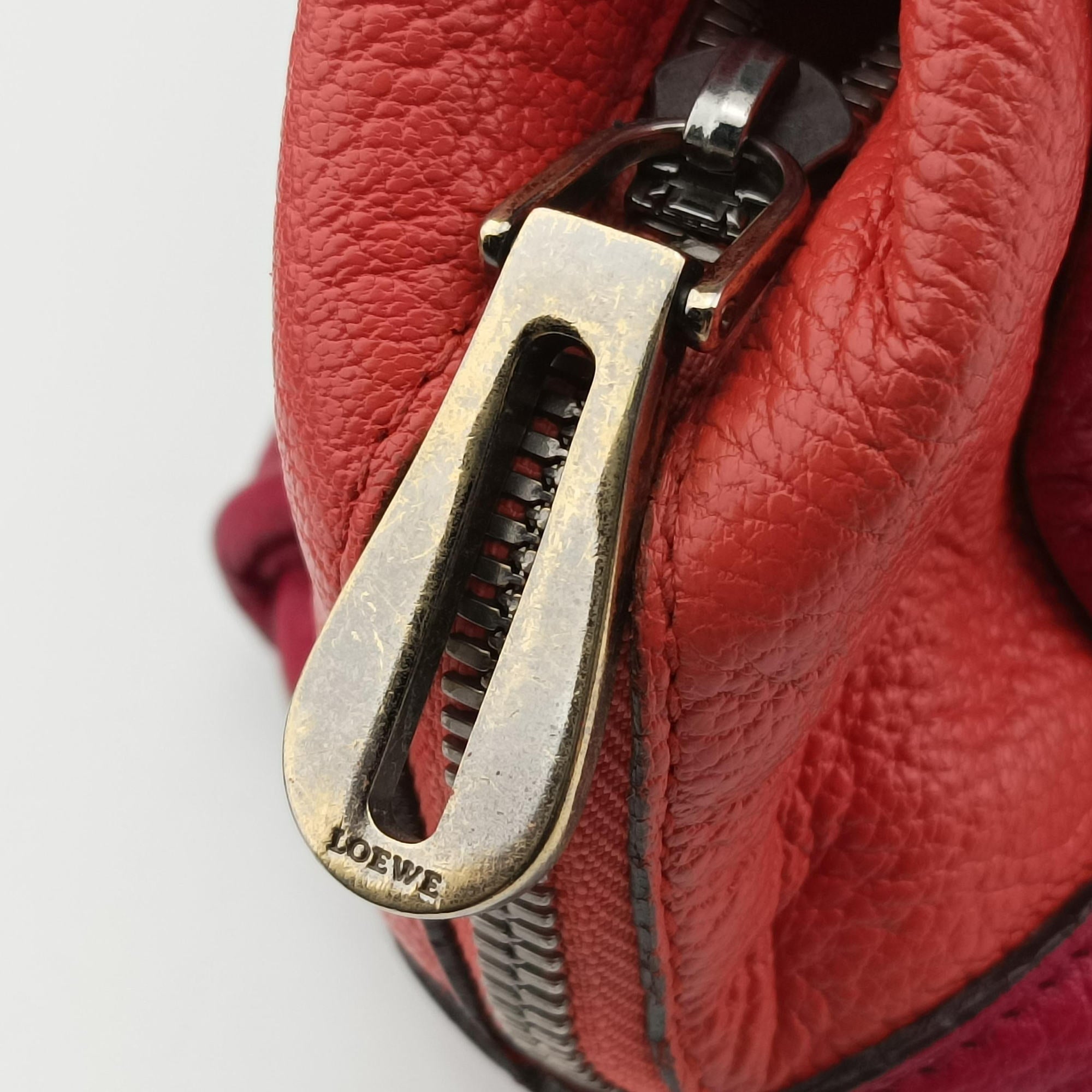 Secondhand Loewe Amazona 28 Orange × Multicolor Leather  handbag | stylenewstar