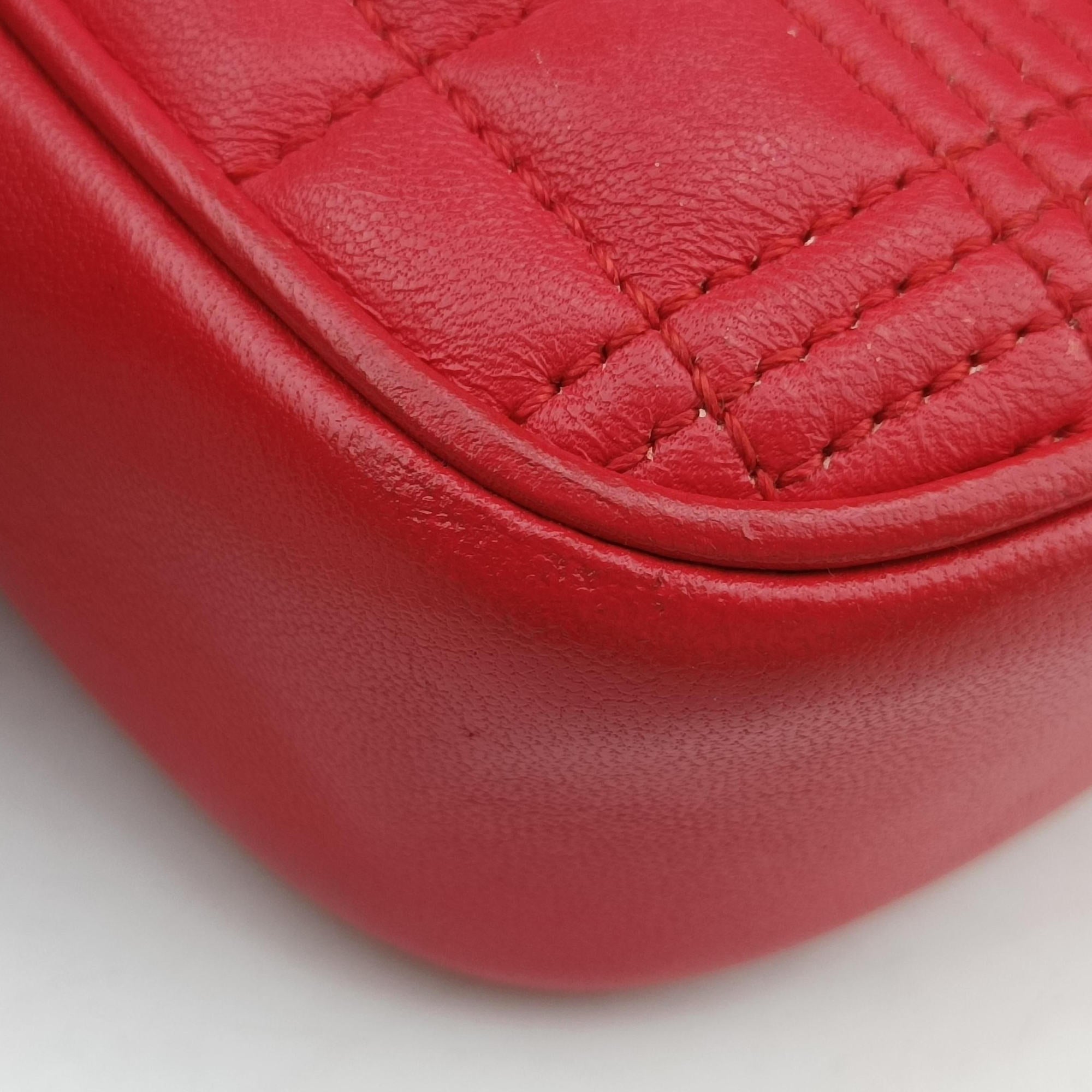 Secondhand Burberry Logo TB Camera Red Leather  shoulderbag | stylenewstar