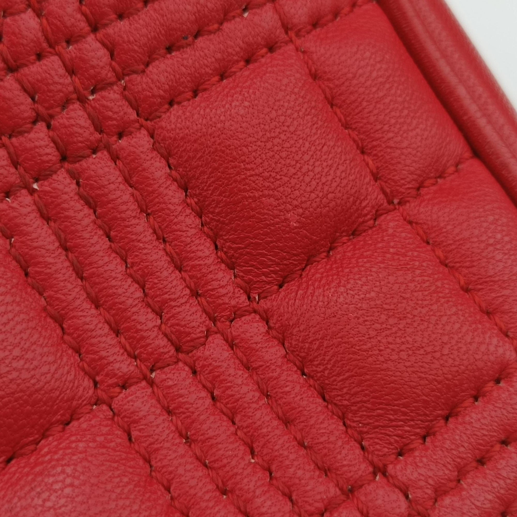 Secondhand Burberry Logo TB Camera Red Leather  shoulderbag | stylenewstar