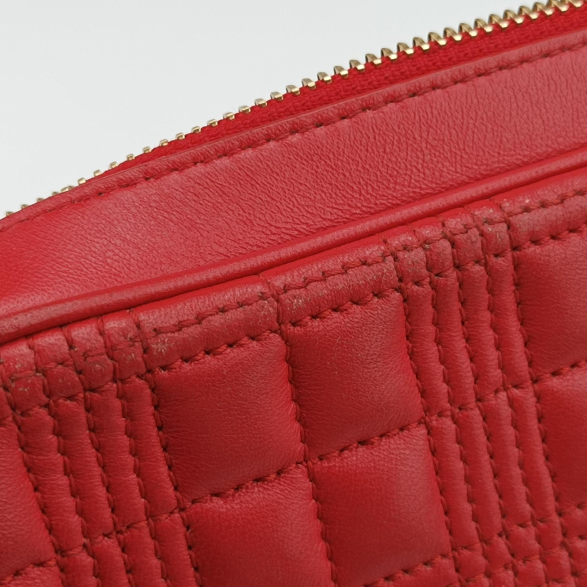 Secondhand Burberry Logo TB Camera Red Leather  shoulderbag | stylenewstar