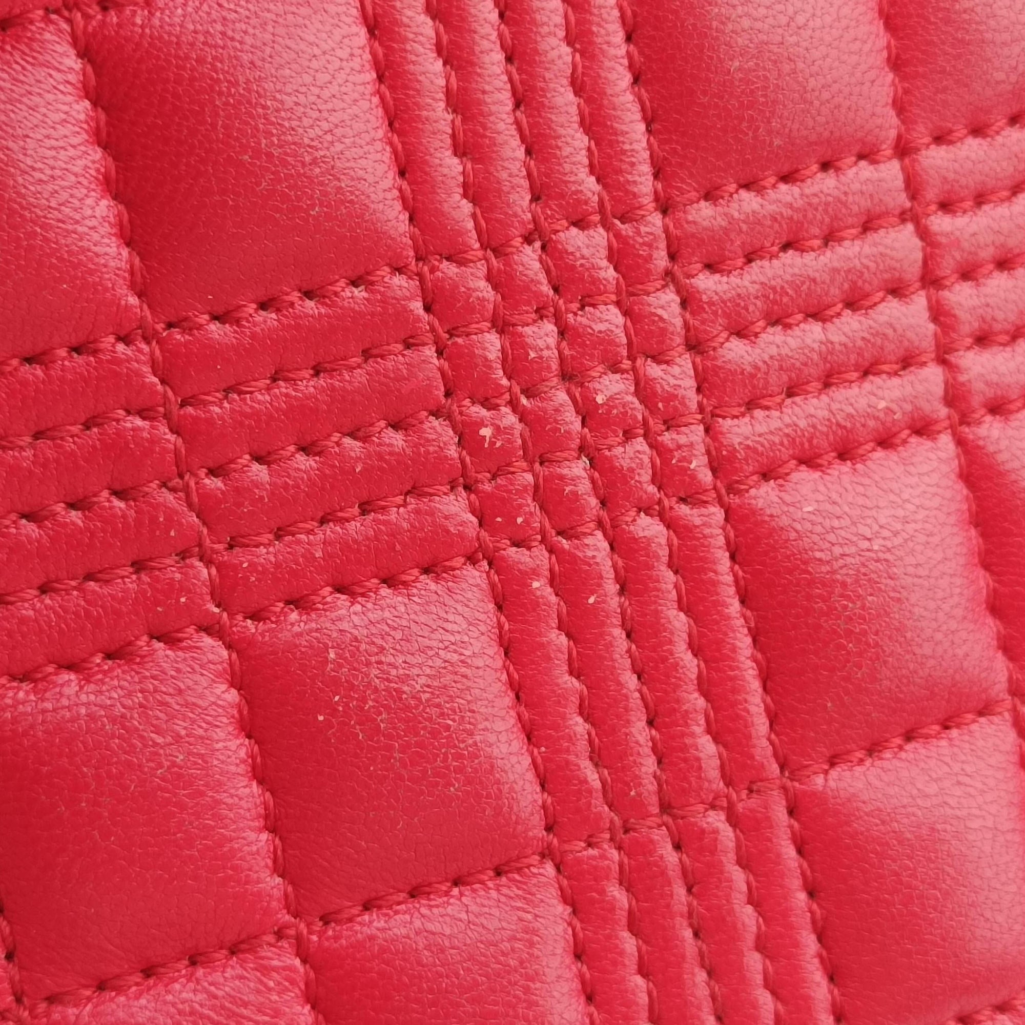 Secondhand Burberry Logo TB Camera Red Leather  shoulderbag | stylenewstar