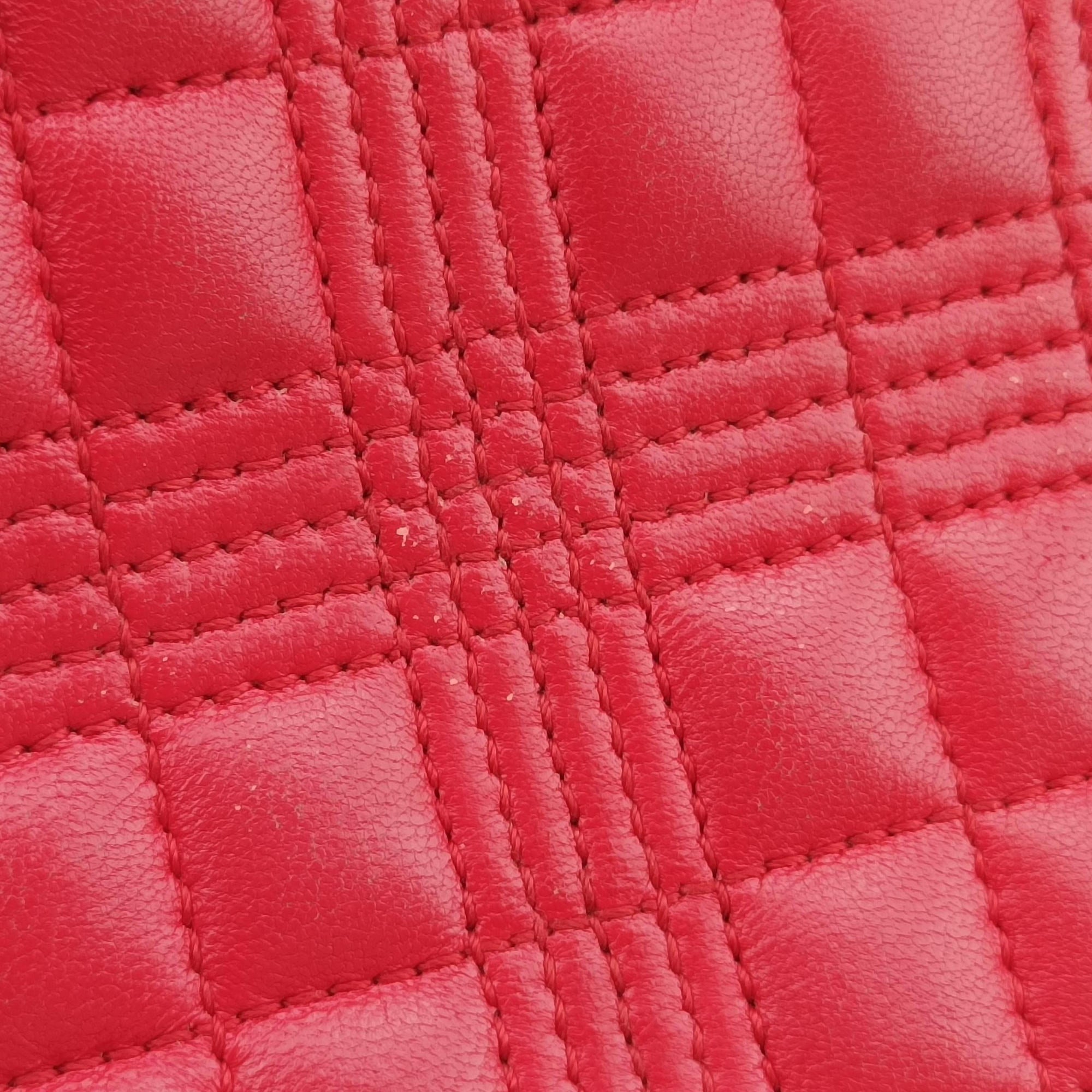 Secondhand Burberry Logo TB Camera Red Leather  shoulderbag | stylenewstar