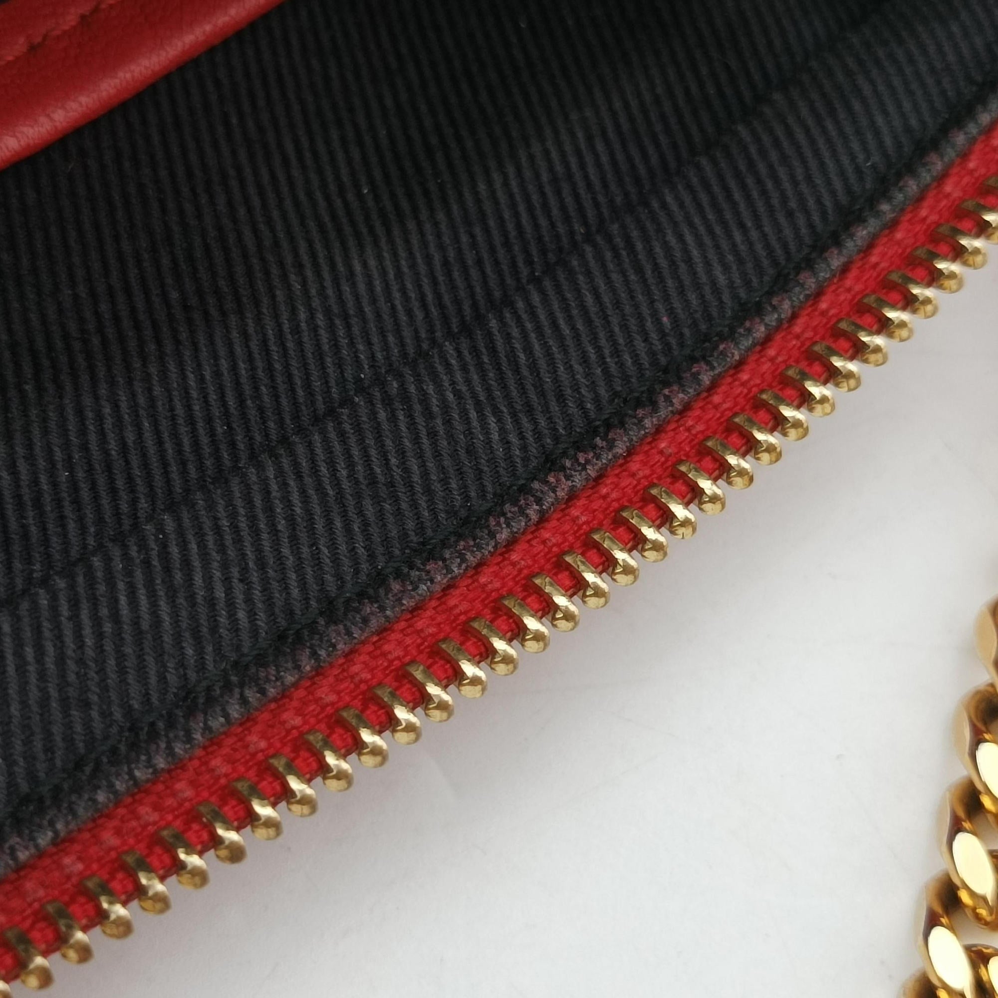 Secondhand Burberry Logo TB Camera Red Leather  shoulderbag | stylenewstar