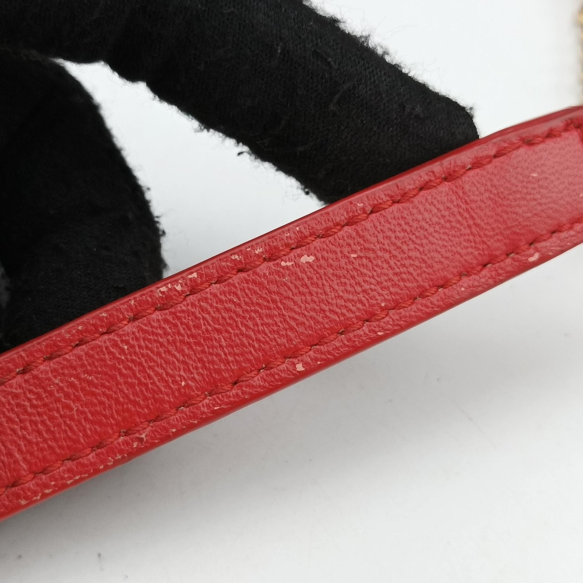 Secondhand Burberry Logo TB Camera Red Leather  shoulderbag | stylenewstar