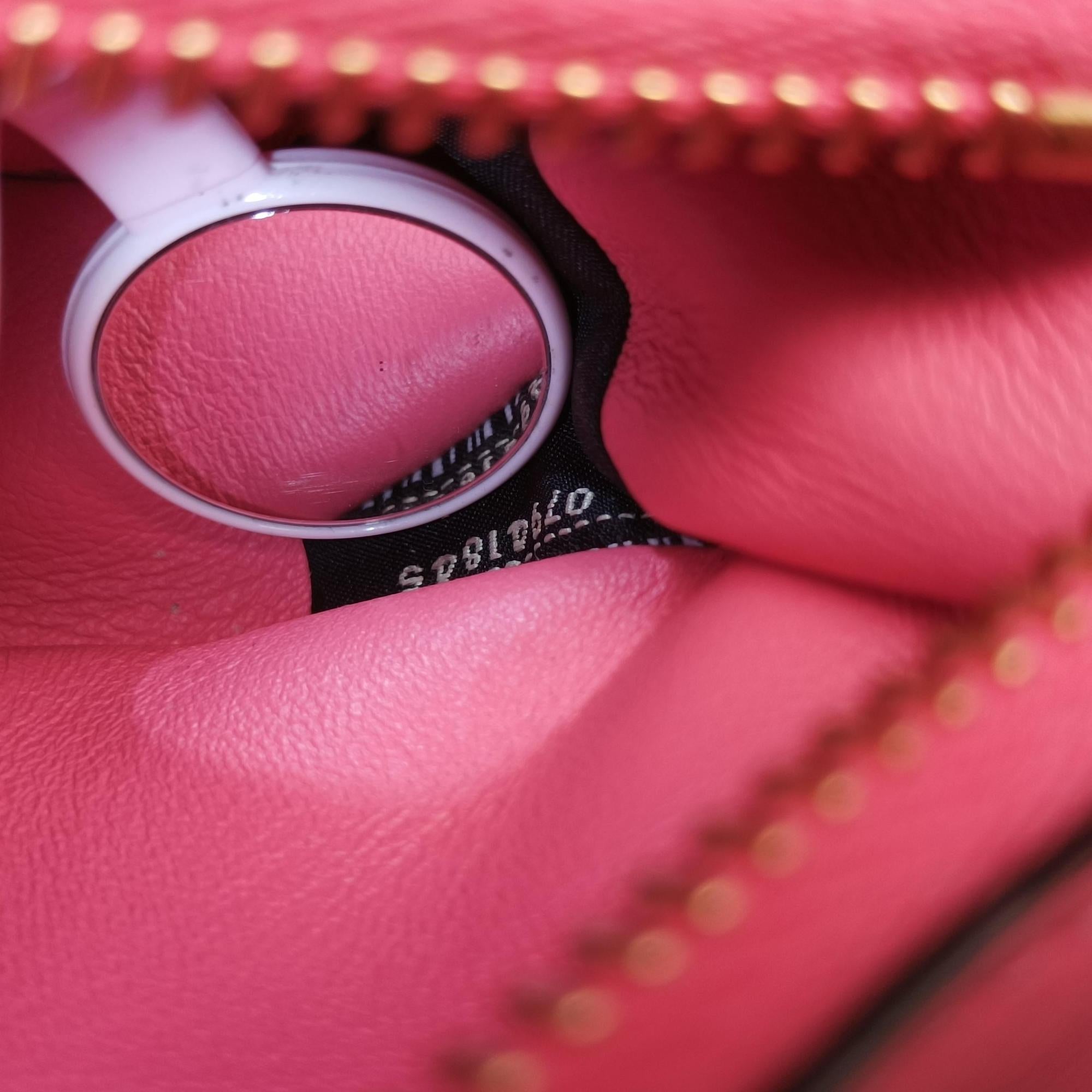 Pre-owned Fendi Nano Fendigraphy Pink Leather 7AS089 handbag | stylenewstar