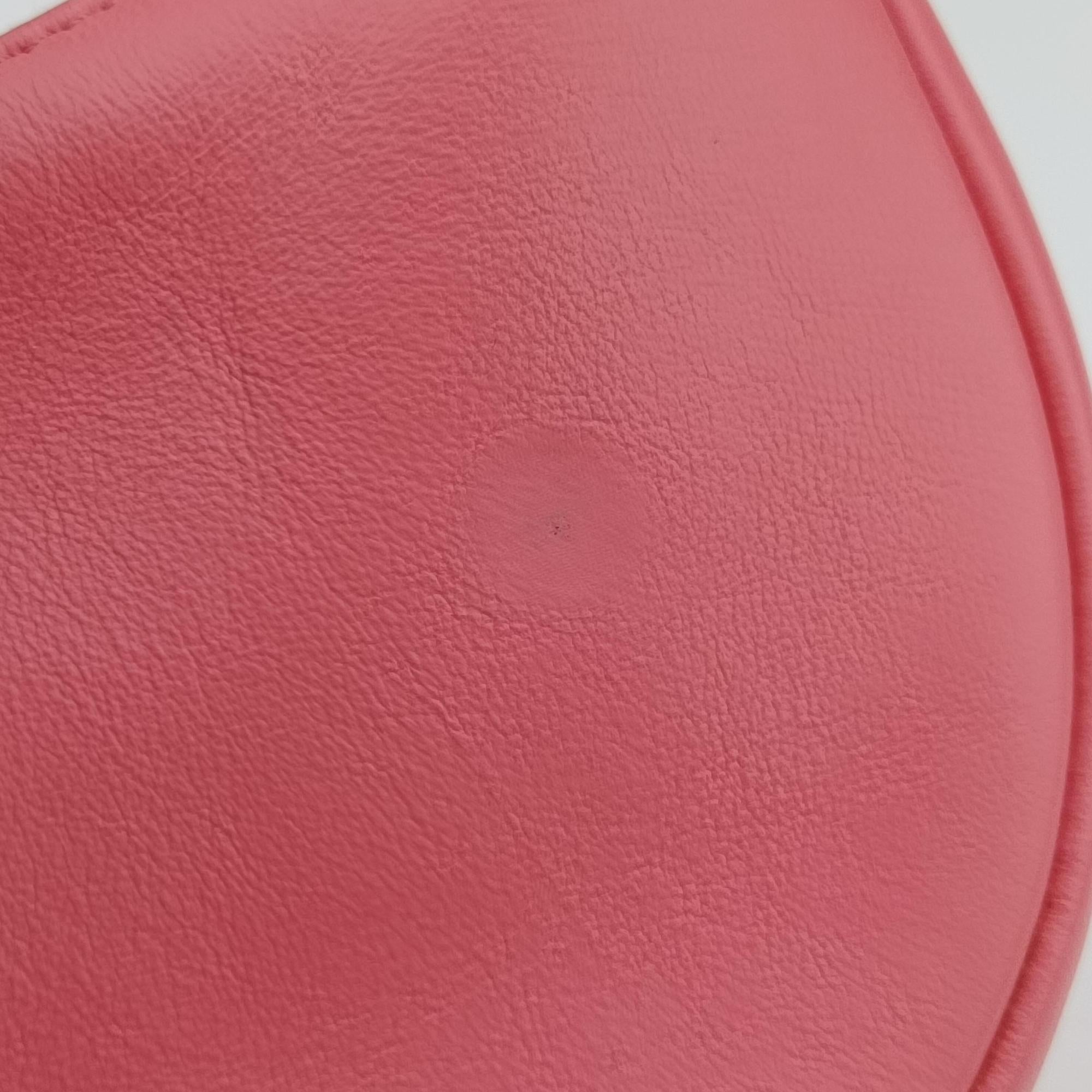 Pre-owned Fendi Nano Fendigraphy Pink Leather 7AS089 handbag | stylenewstar