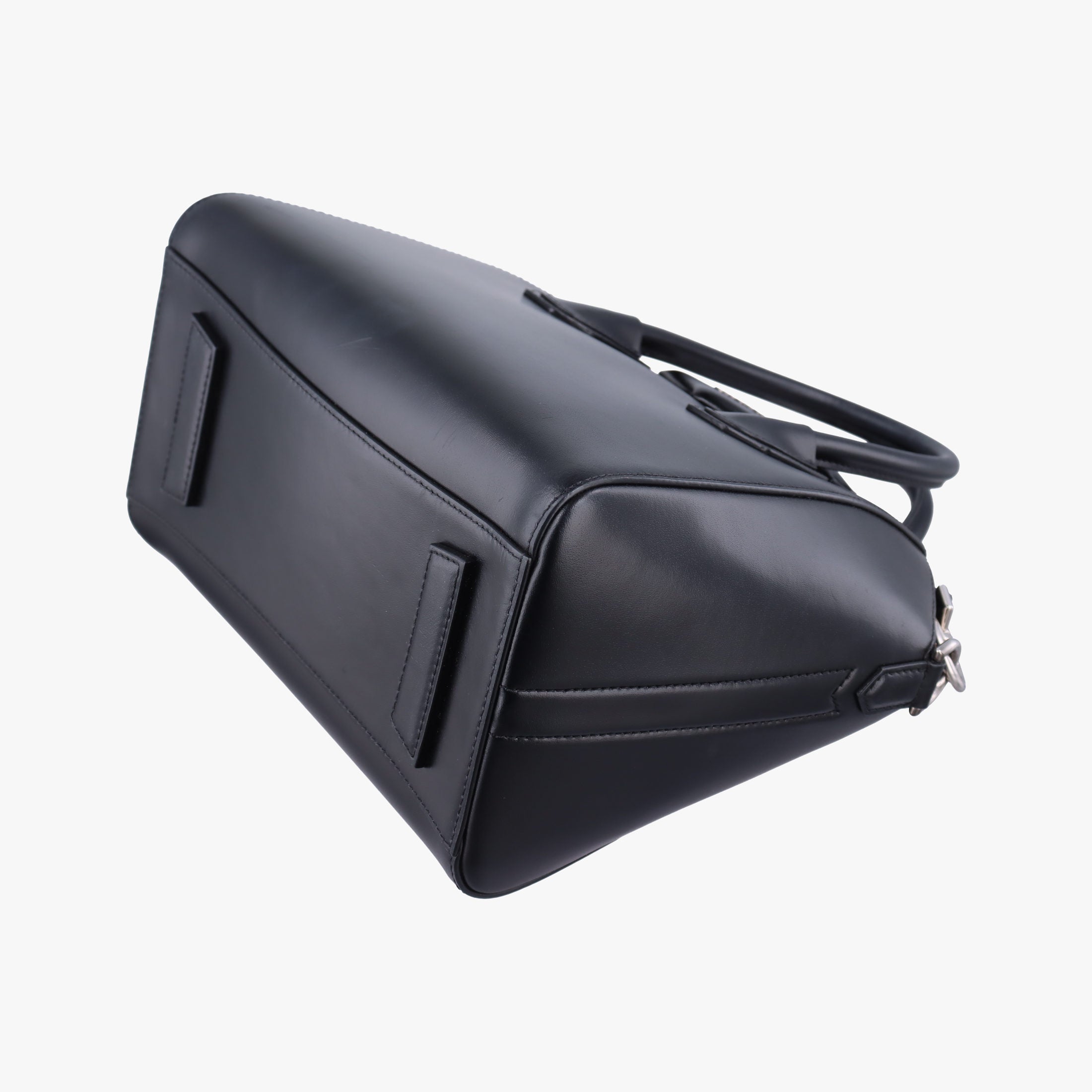 Vintage Givenchy Antigona Black leather  shoulderbag | stylenewstar