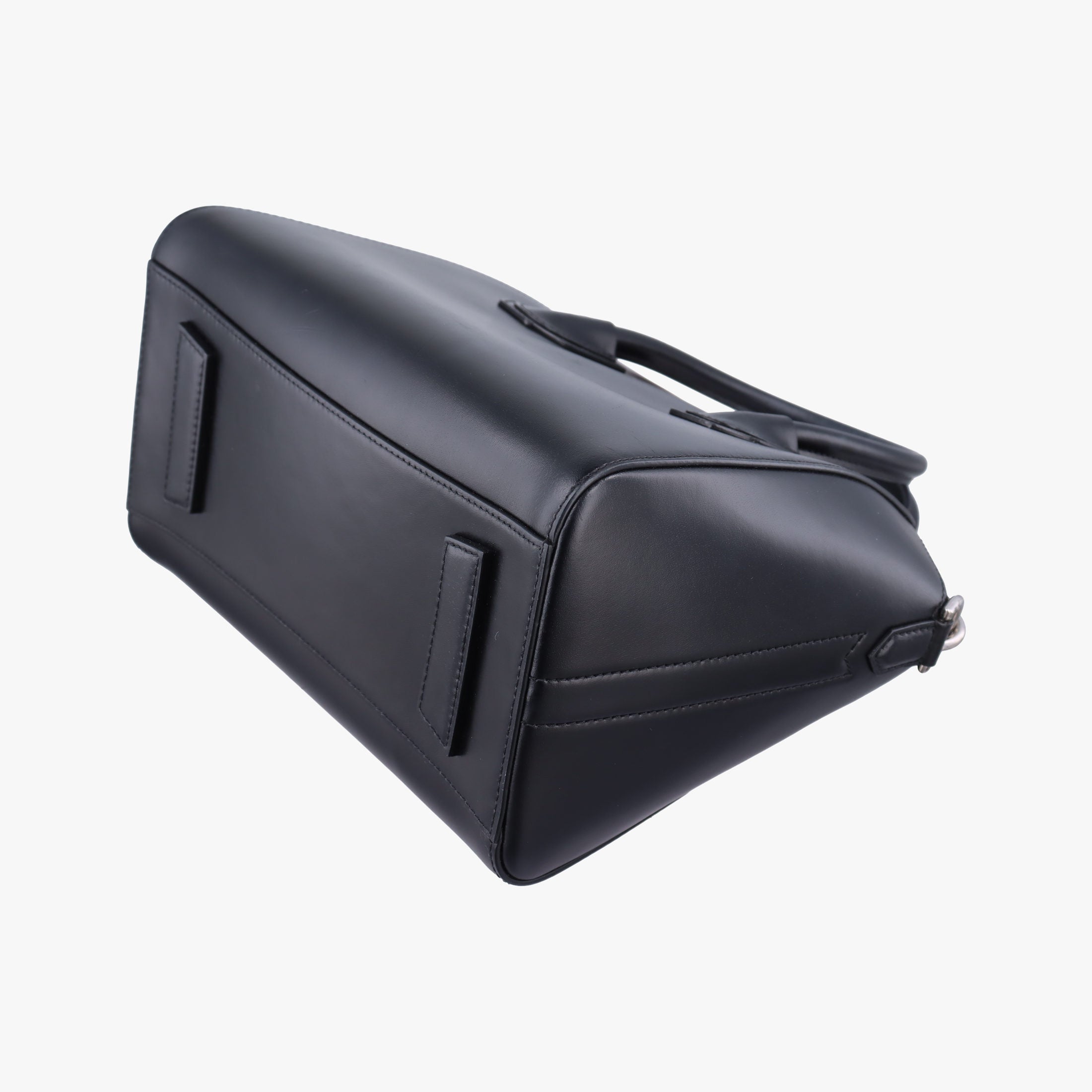 Vintage Givenchy Antigona Black leather  shoulderbag | stylenewstar