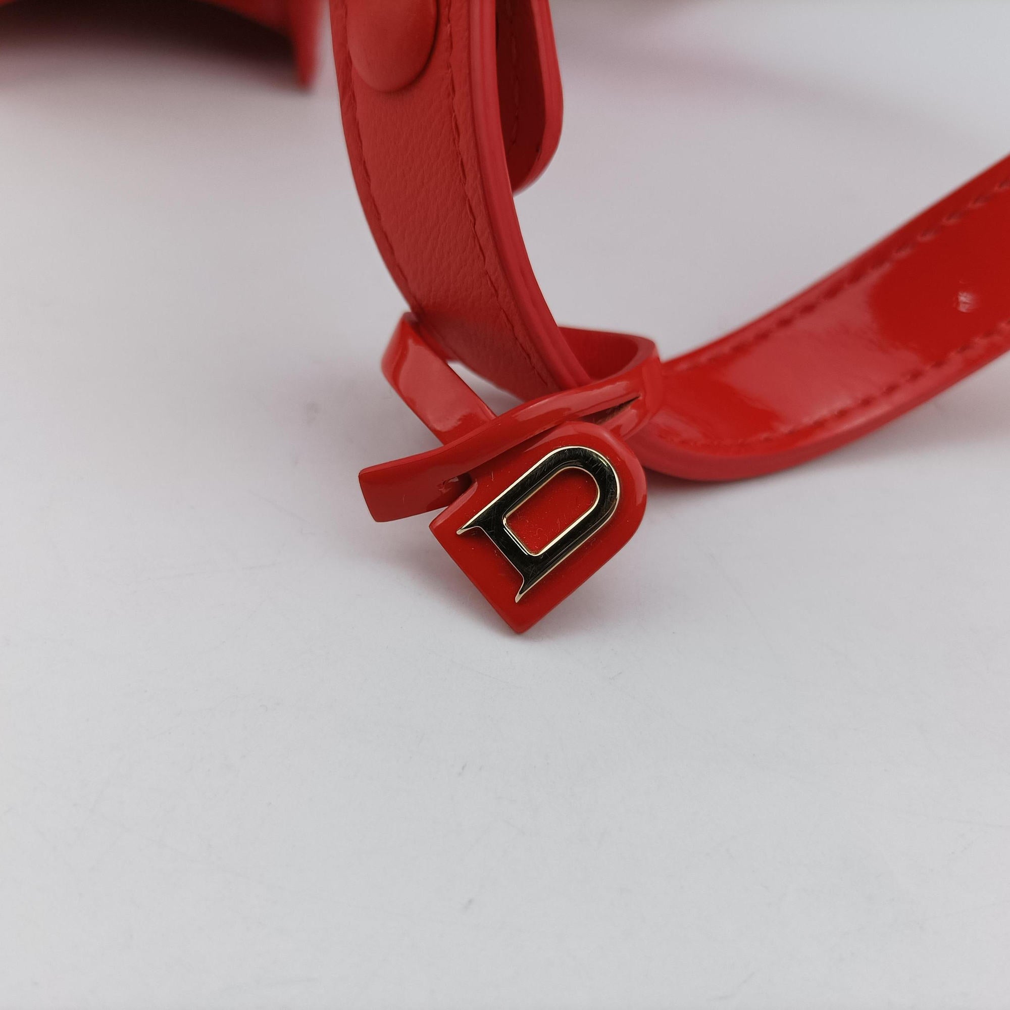 Secondhand Delvaux Madame Red patent  shoulderbag | stylenewstar