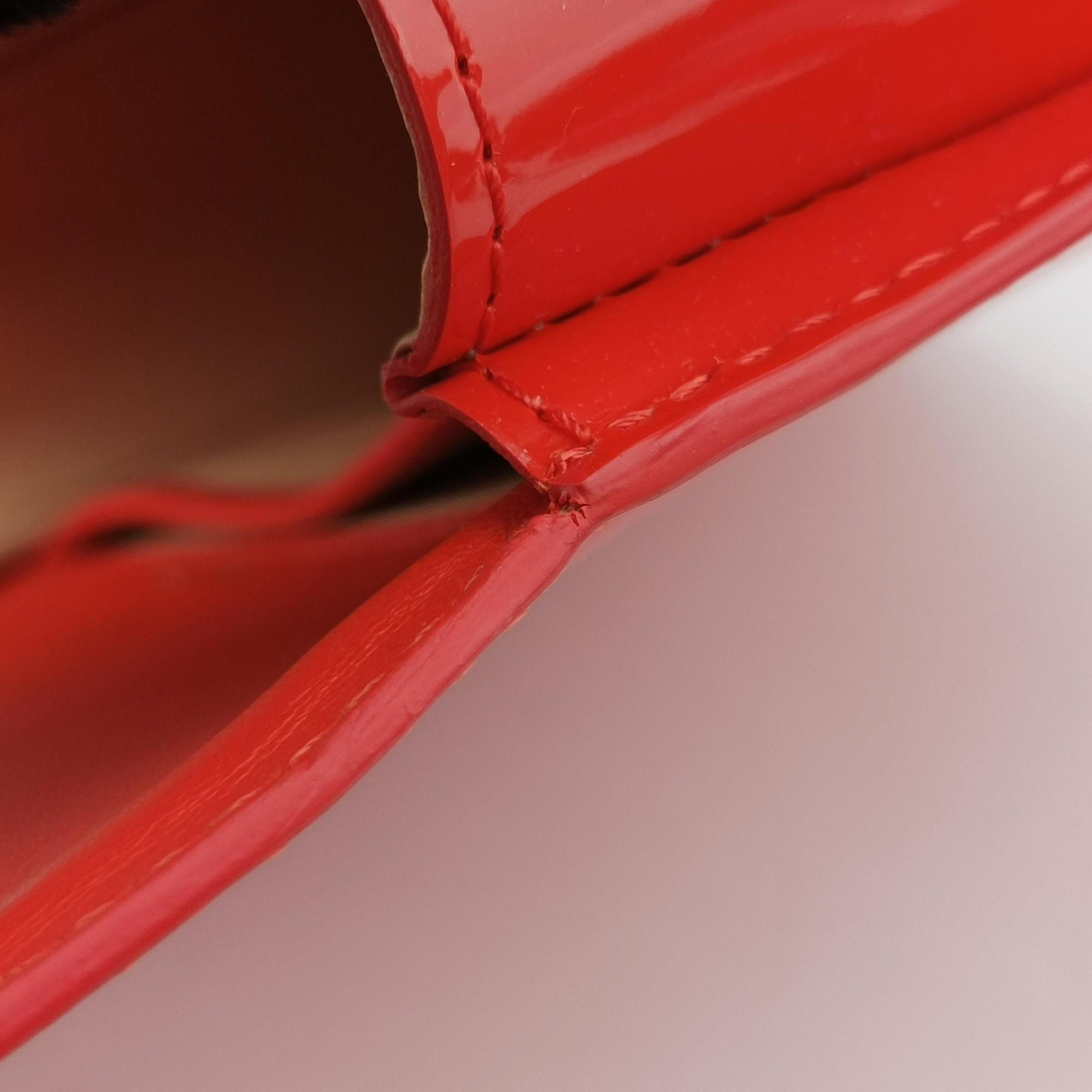 Secondhand Delvaux Madame Red patent  shoulderbag | stylenewstar