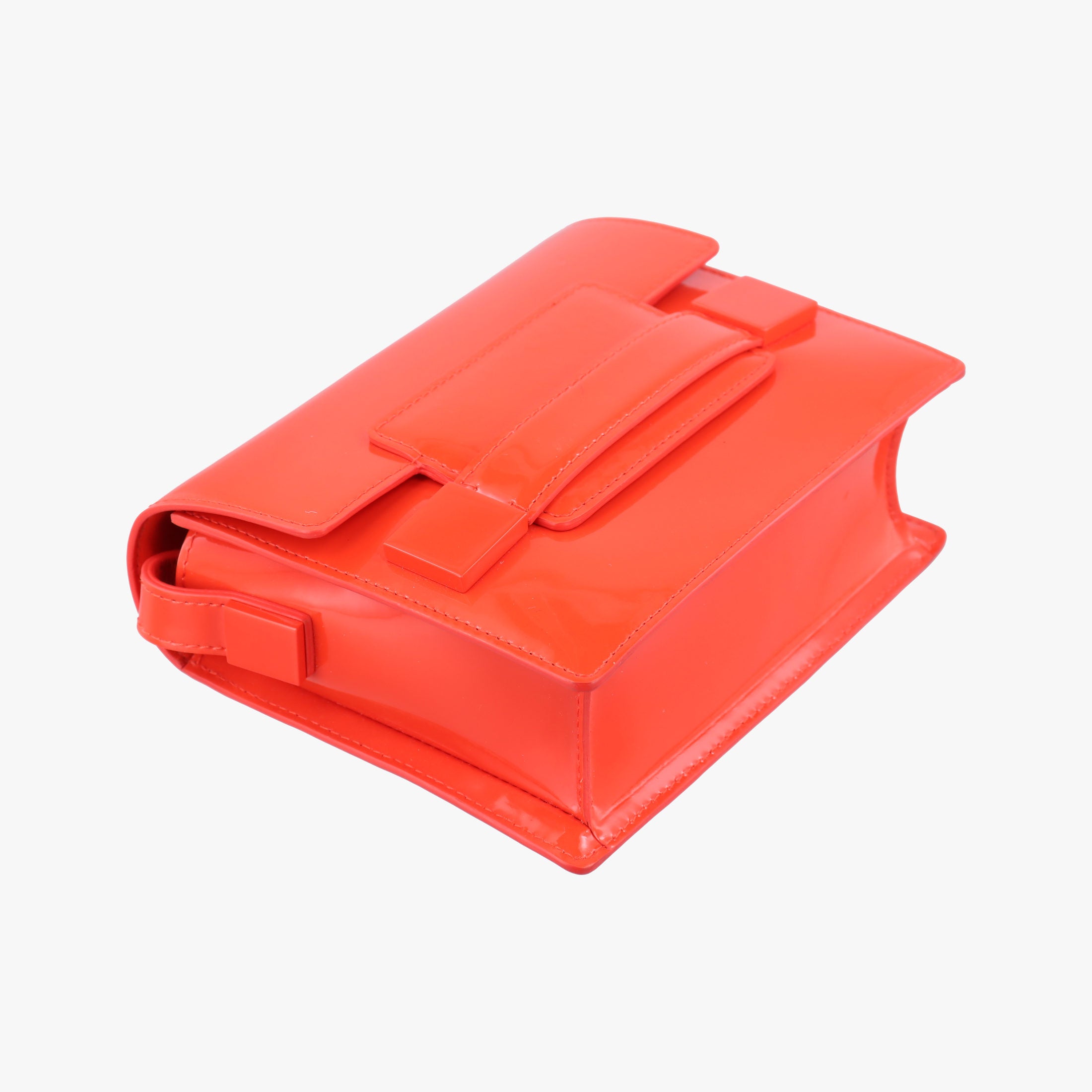 Secondhand Delvaux Madame Red patent  shoulderbag | stylenewstar