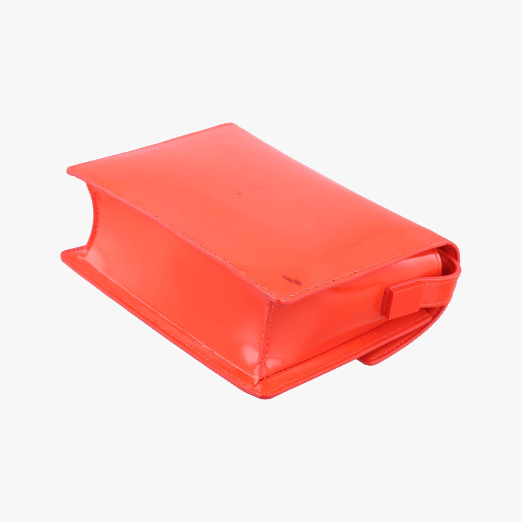 Secondhand Delvaux Madame Red patent  shoulderbag | stylenewstar