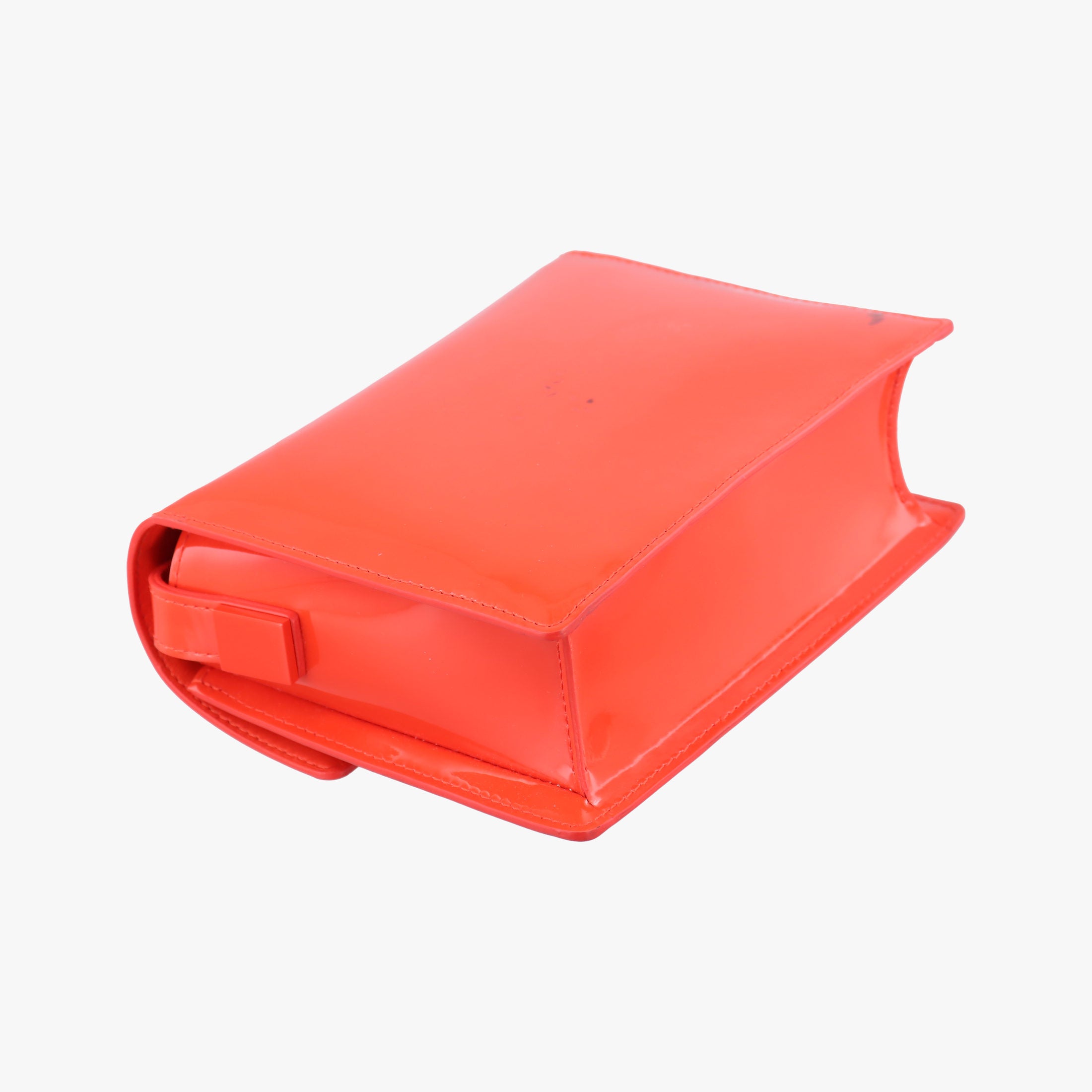 Secondhand Delvaux Madame Red patent  shoulderbag | stylenewstar