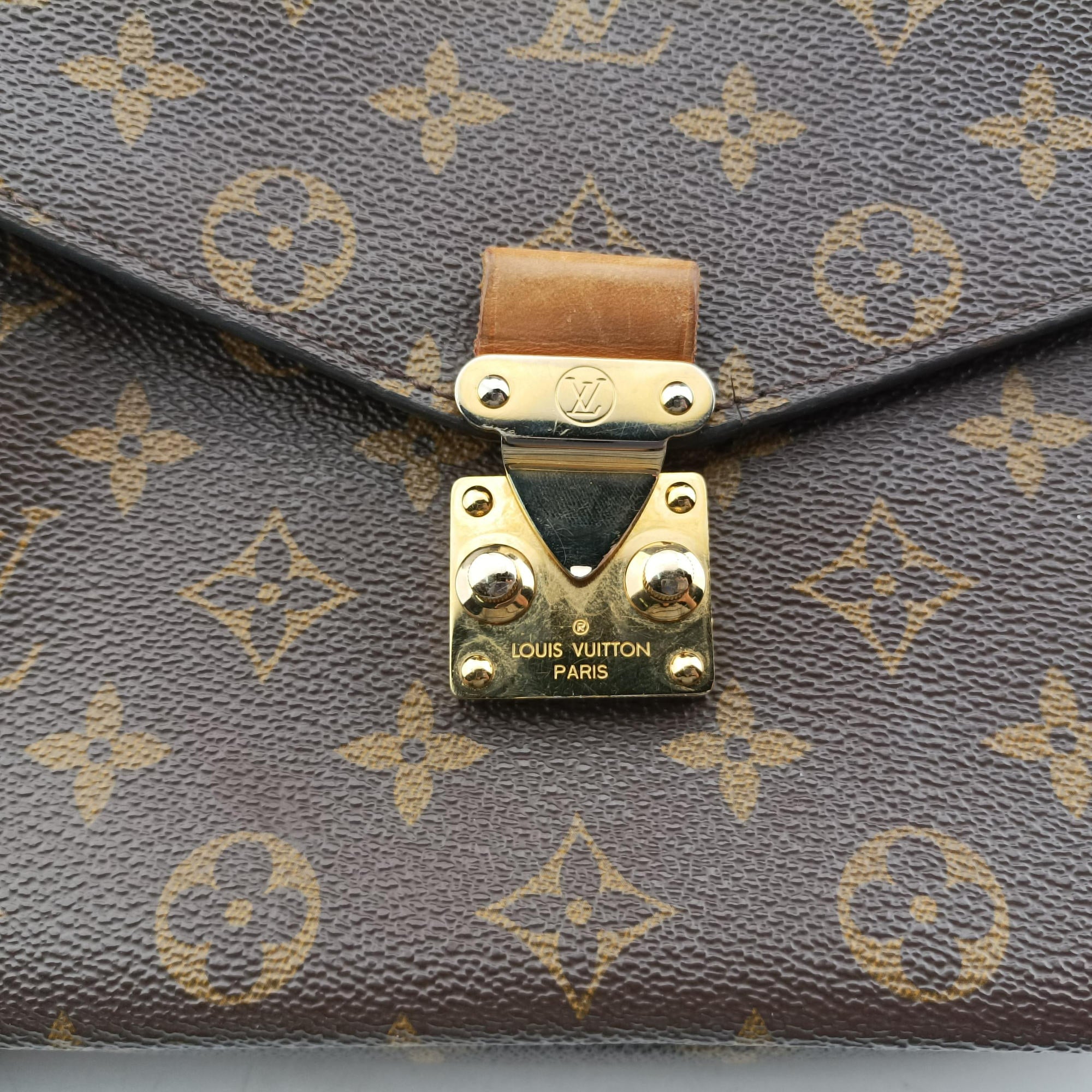 Pre-owned Louis Vuitton Pochette Metis MM Brown Monogram Canvas M44875 shoulderbag | stylenewstar