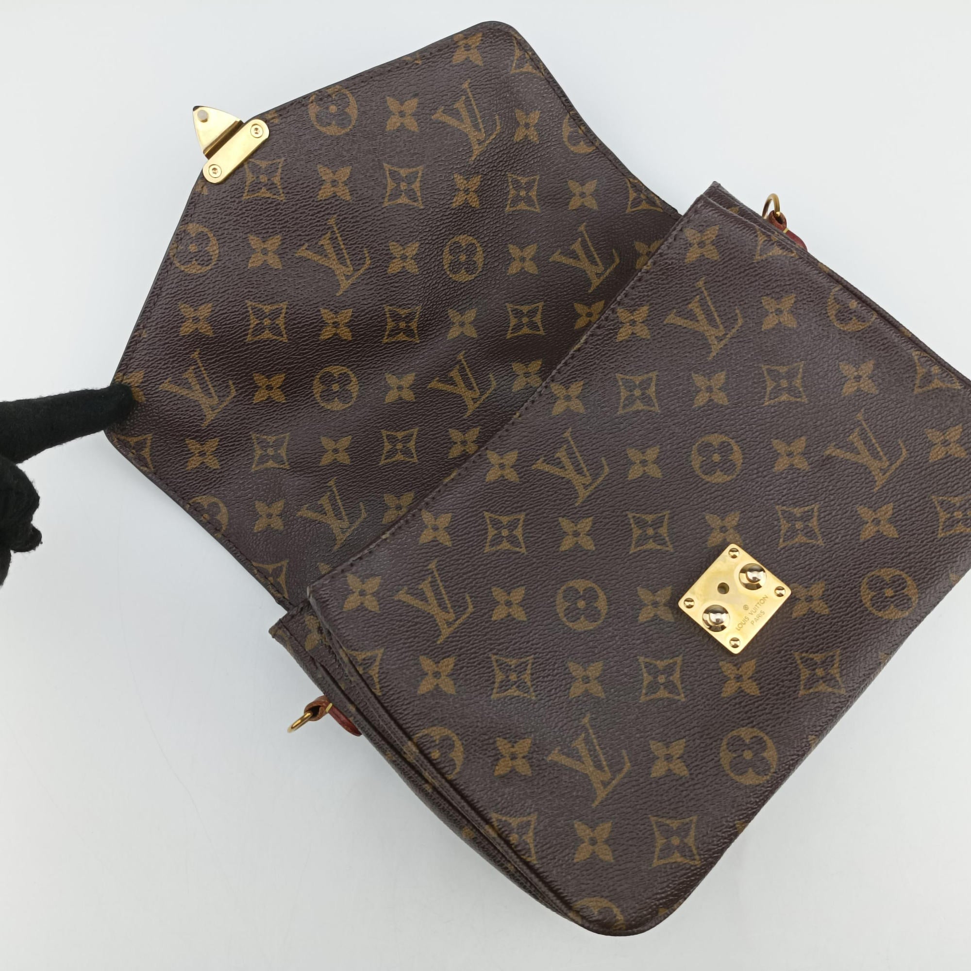 Pre-owned Louis Vuitton Pochette Metis MM Brown Monogram Canvas M44875 shoulderbag | stylenewstar